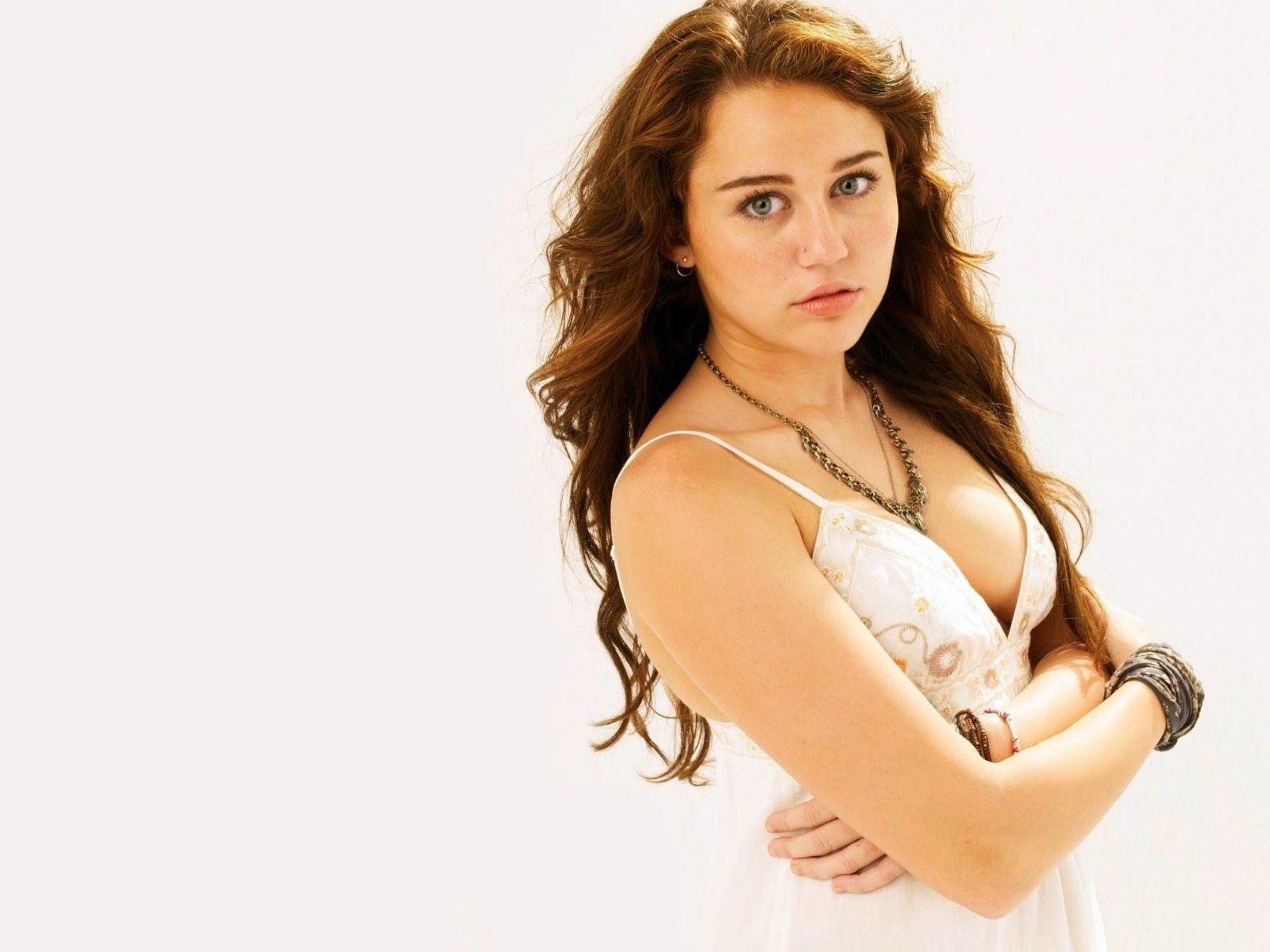 Miley Cyrus HD Desktop Wallpaper. Hot miley cyrus. miley songs