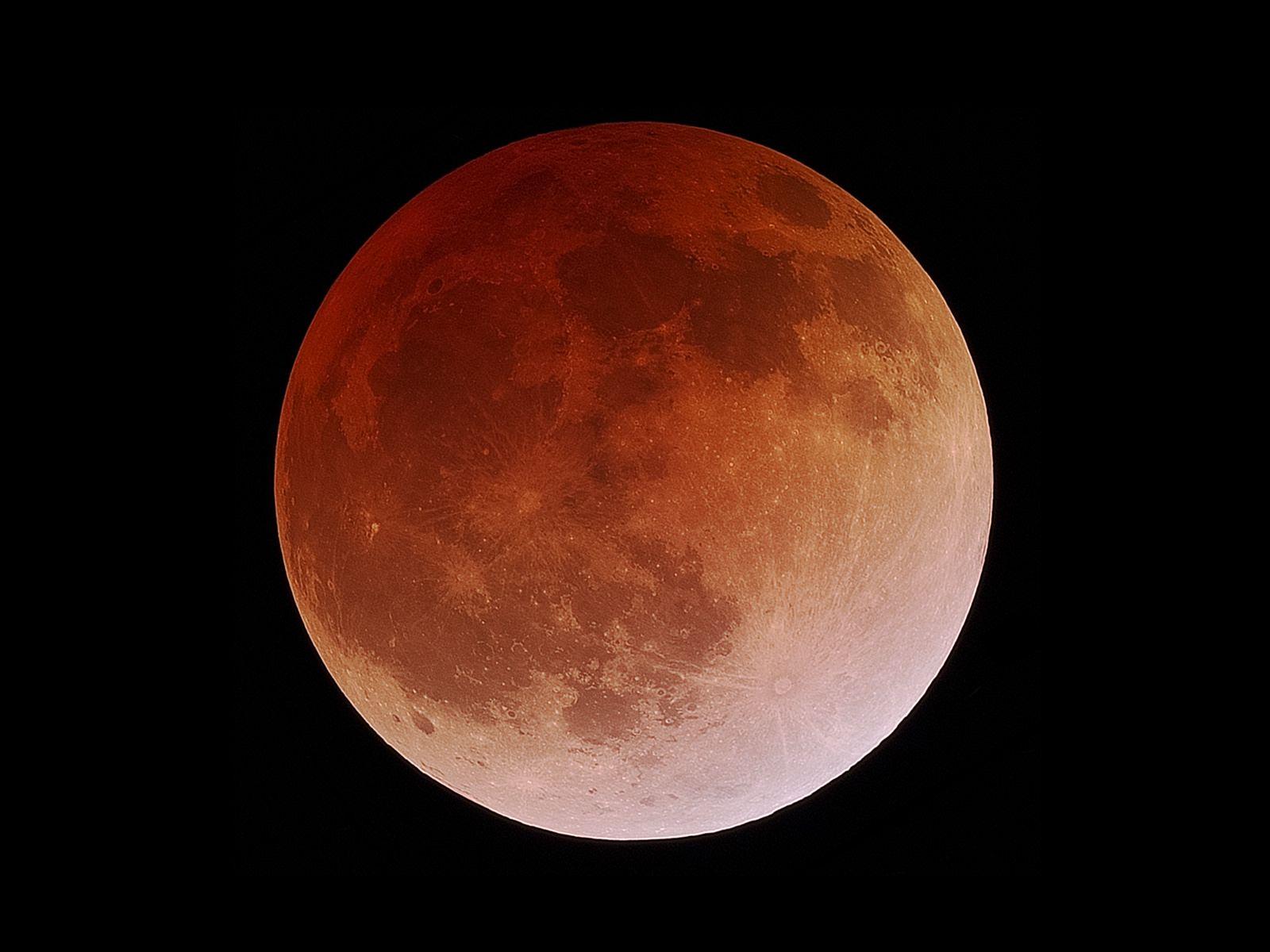 Sunday Night: Getting Ready For A 'Super Harvest Blood Moon Total