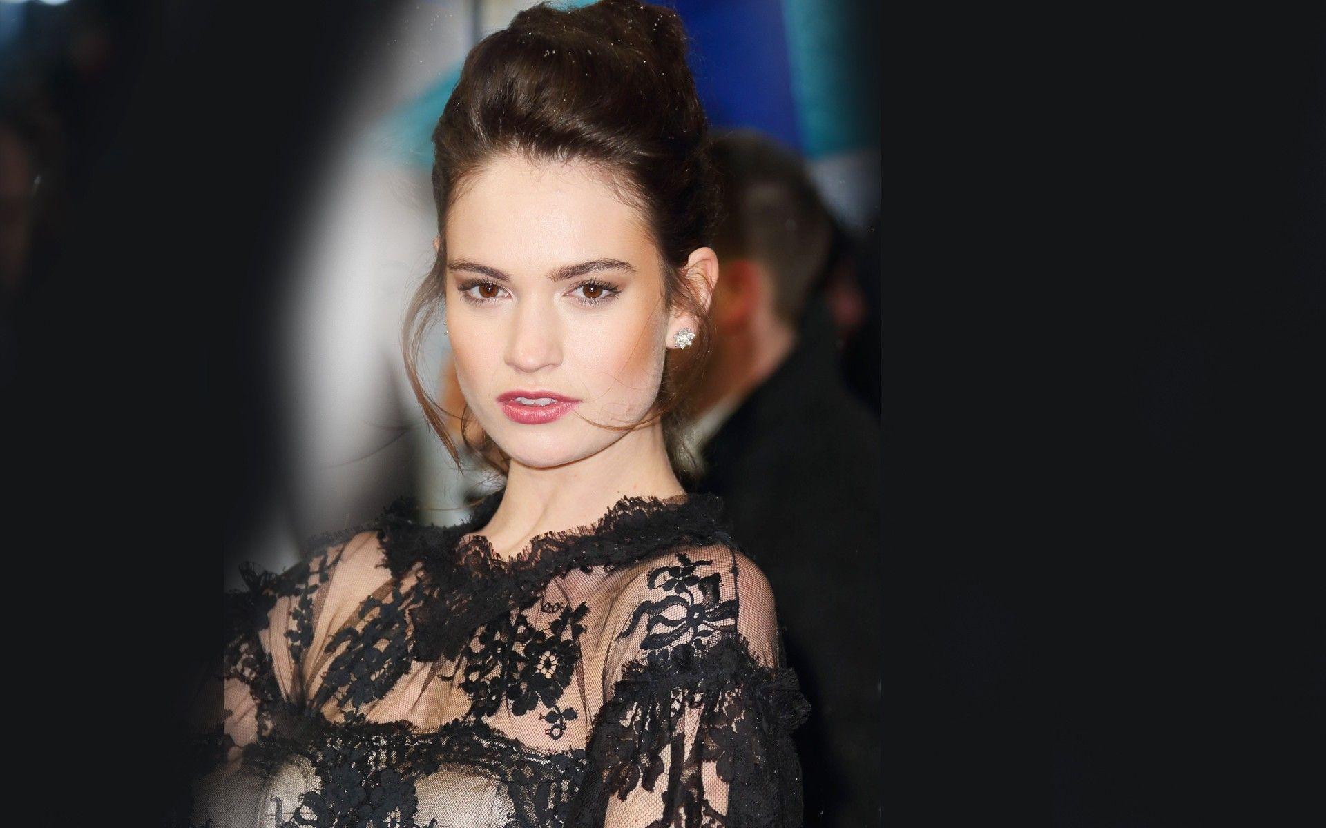 Lily James 2018 HD Wallpaper HD Wallpaper