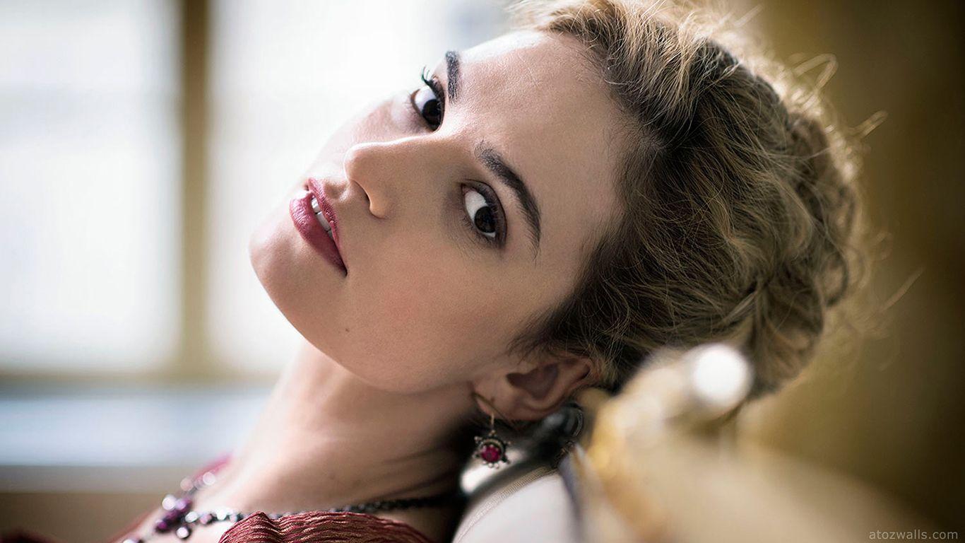 lily james HD wallpaper download