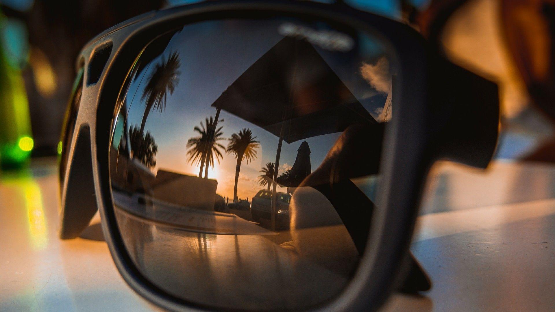 Palm Trees Reflected In The Sunglasses Wallpaper. Wallpaper
