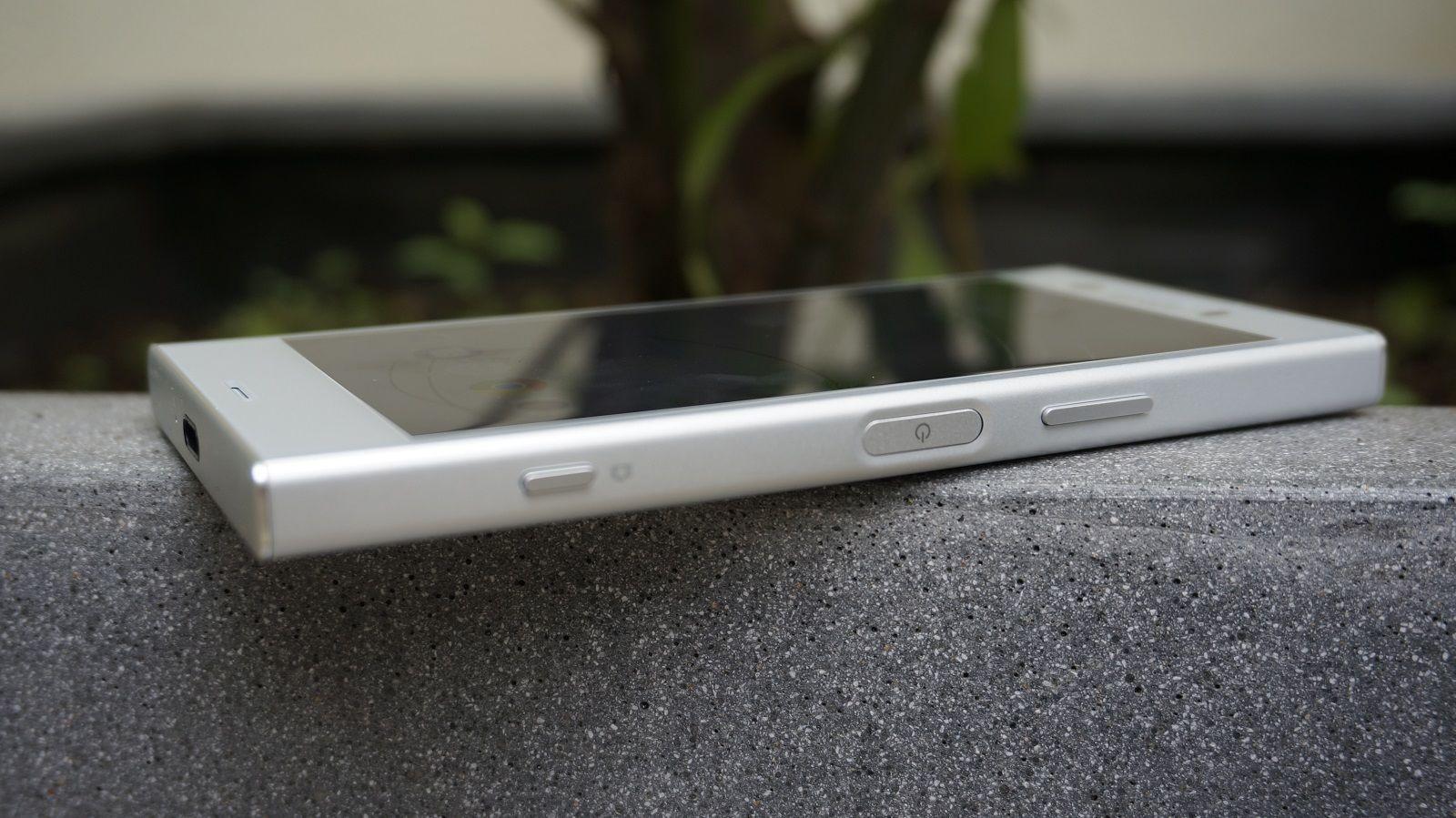 Sony Xperia XZ1 Compact Review: The Mini Phone Lives On