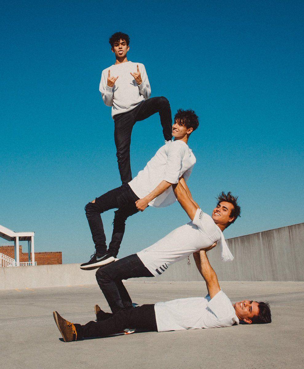 Dobre Tower. Lucas and Marcus Dobre. Tower, Twins