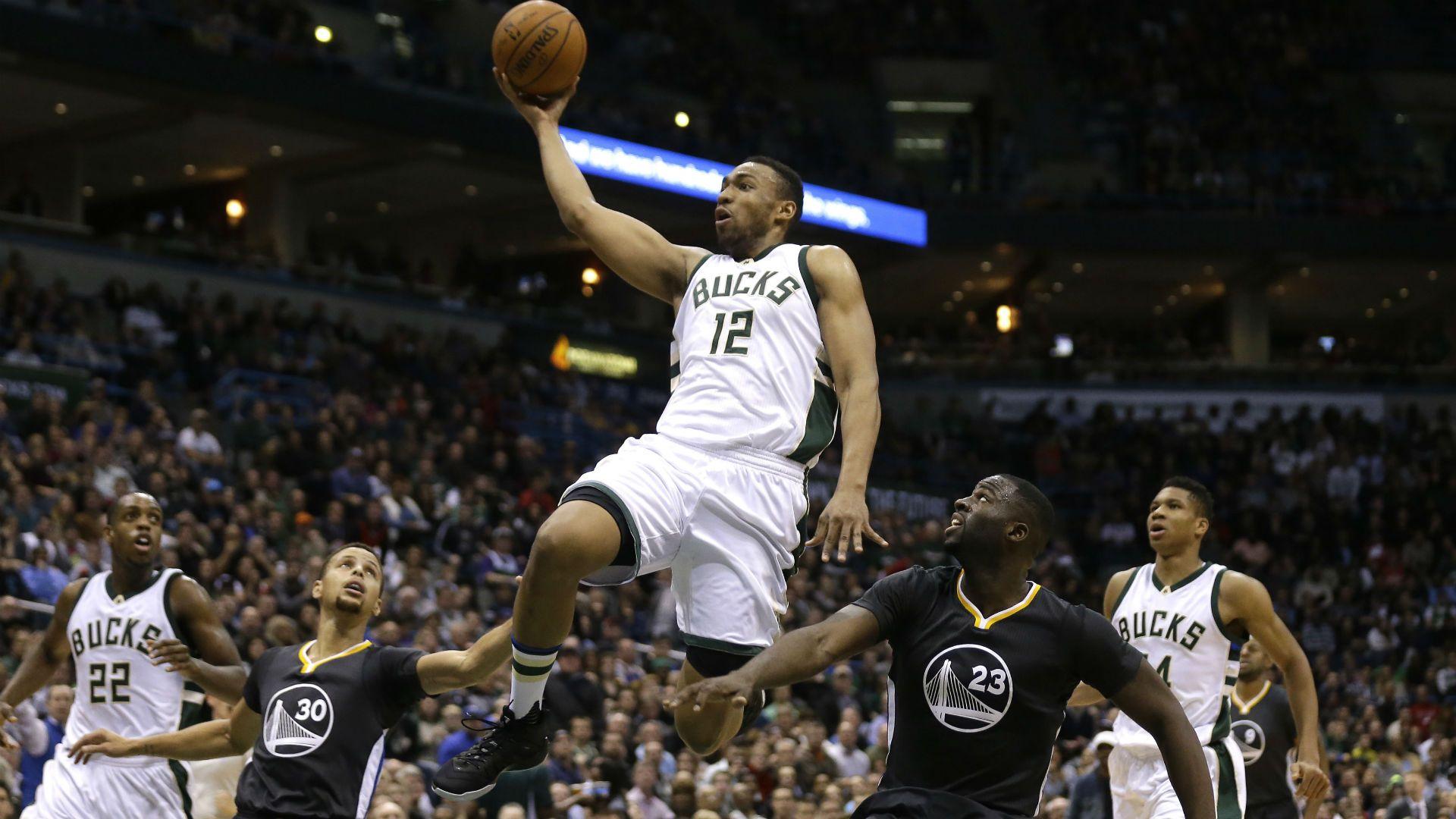 Jabari Parker is best buds with an Amazon river turtle. NBA