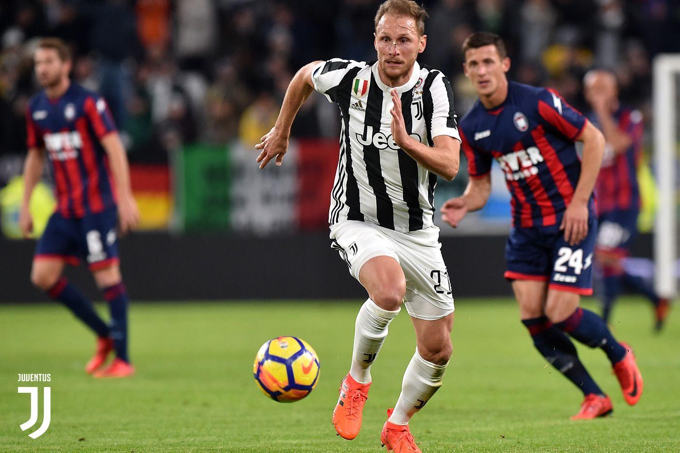 Howedes pleased with Juventus debut