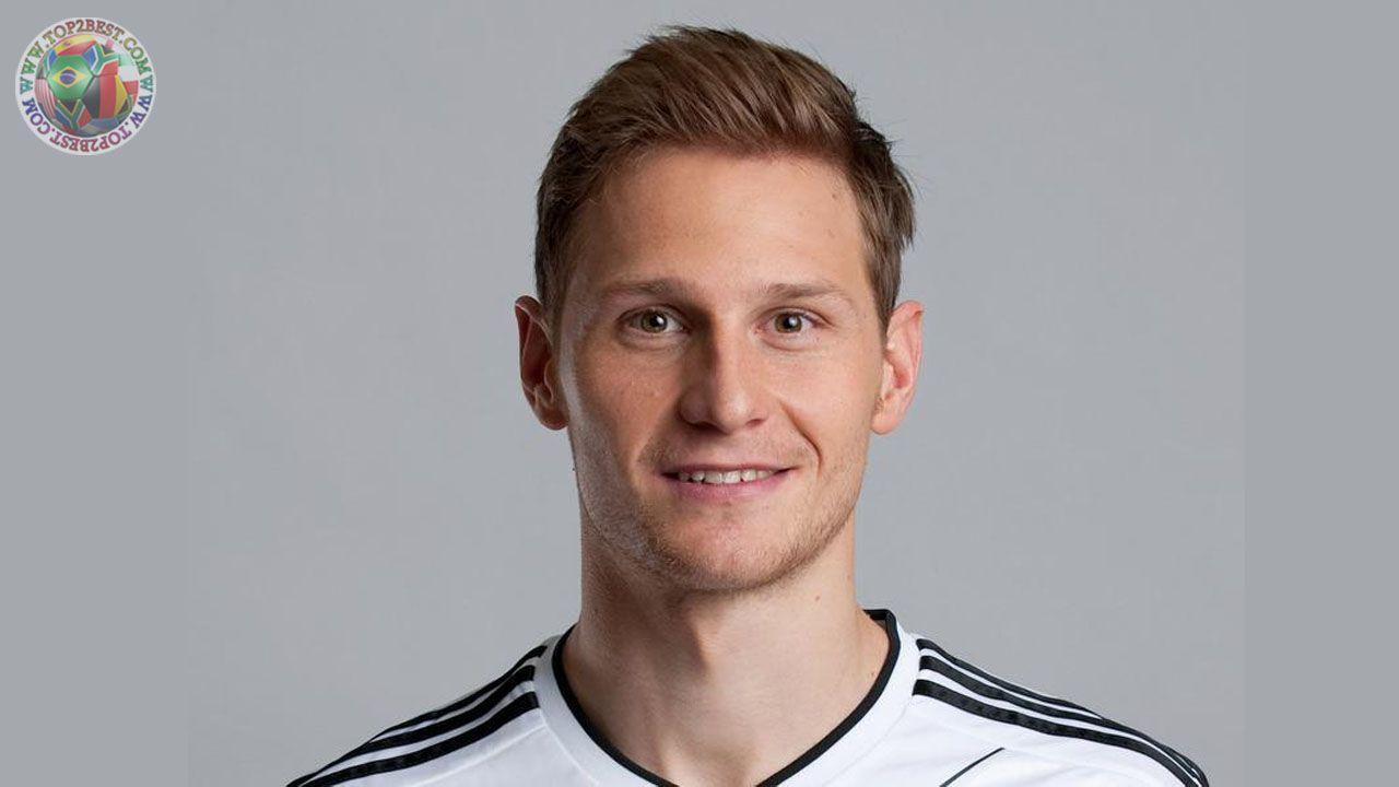 Benedikt Howedes Wallpaper