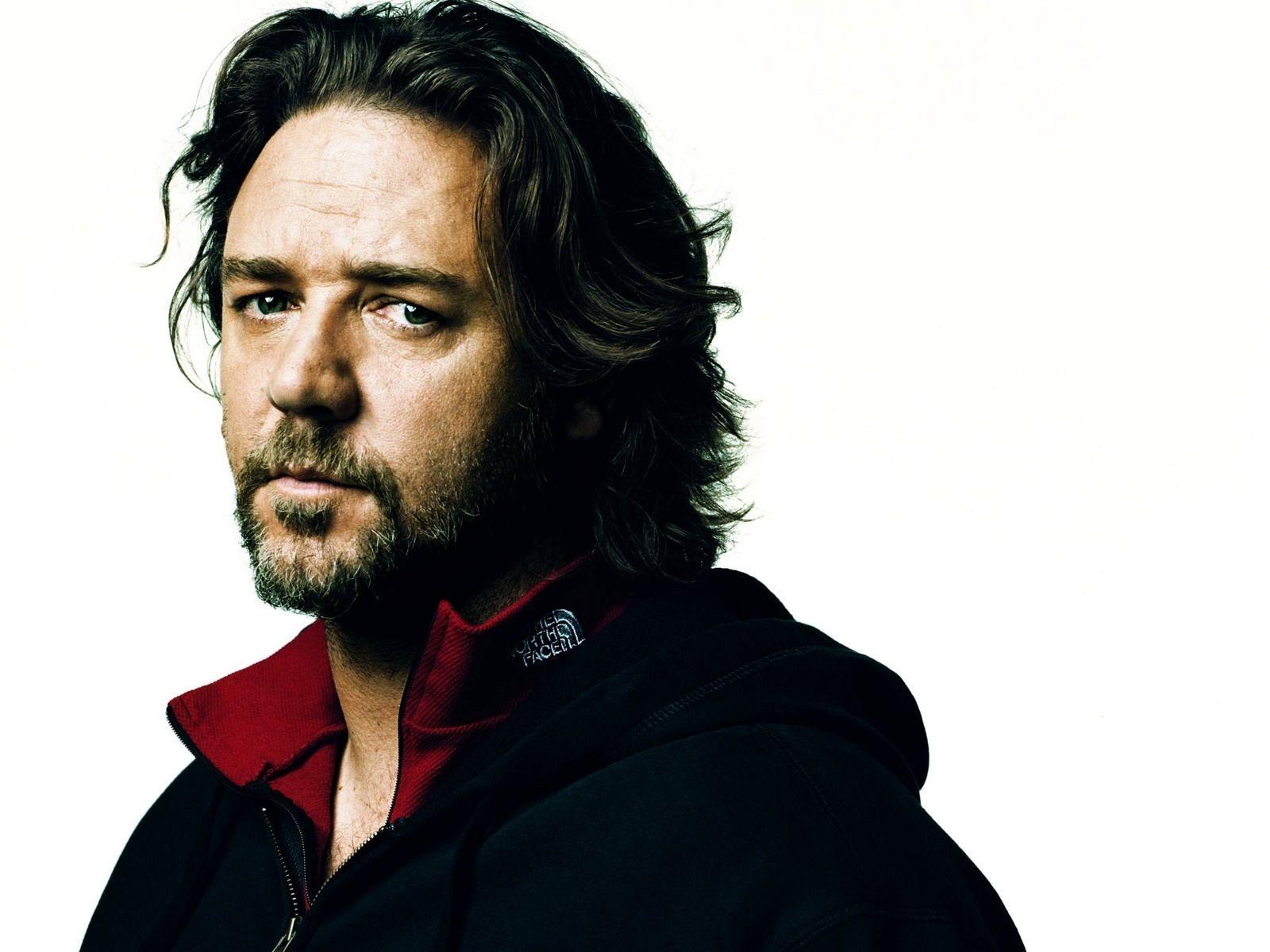 Russell Crowe 9815 1600x1200 px