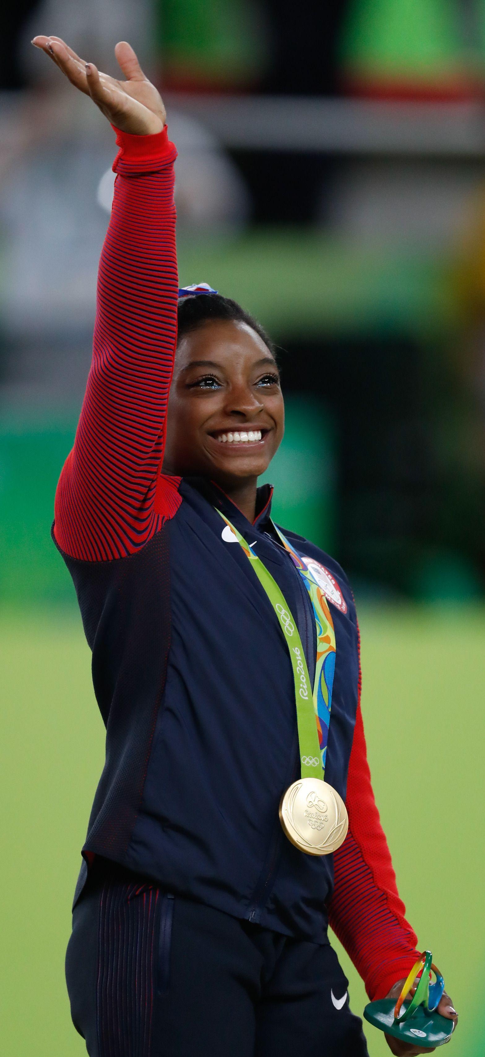 Simone Biles Wallpapers - Wallpaper Cave