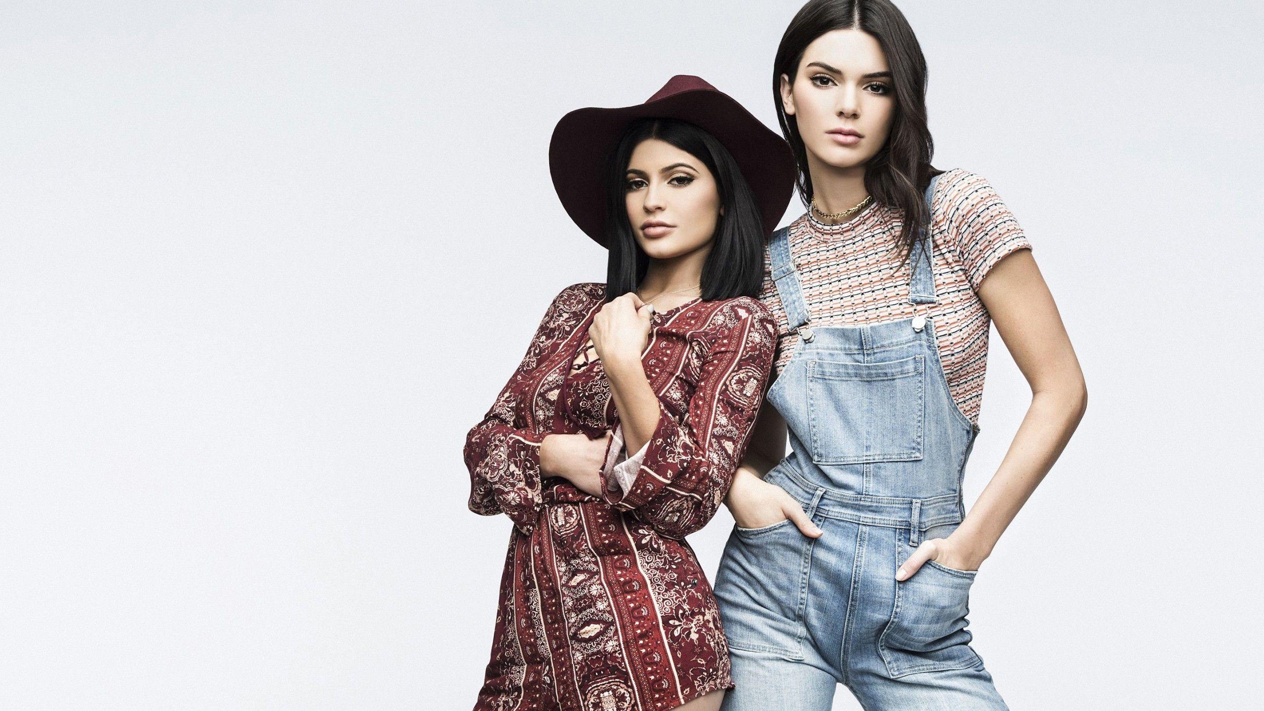 Wallpaper Kendall Jenner, Kylie Jenner, Sisters, PacSun