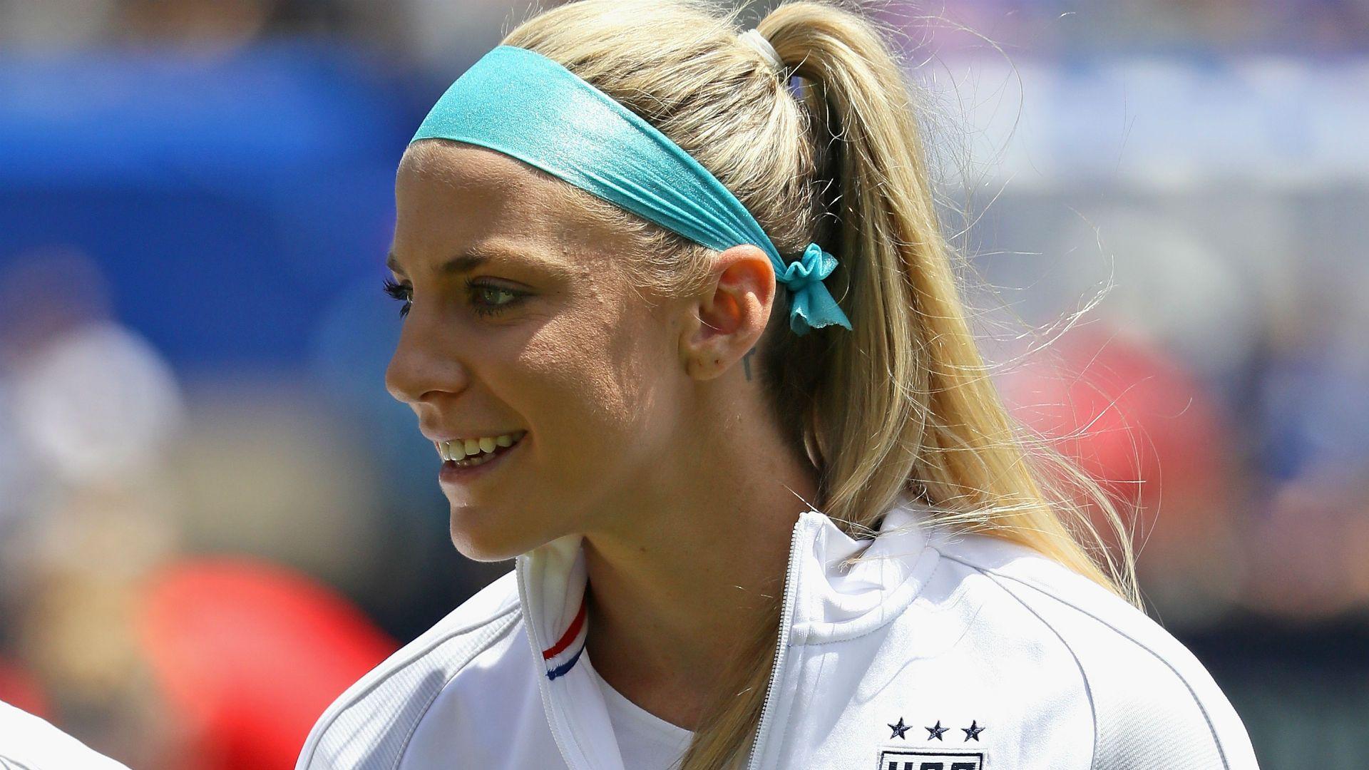 Julie Ertz Wallpapers - Wallpaper Cave