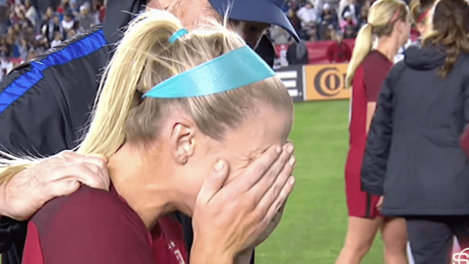 Sports: USWNT midfielder Julie Ertz had an emotional reaction