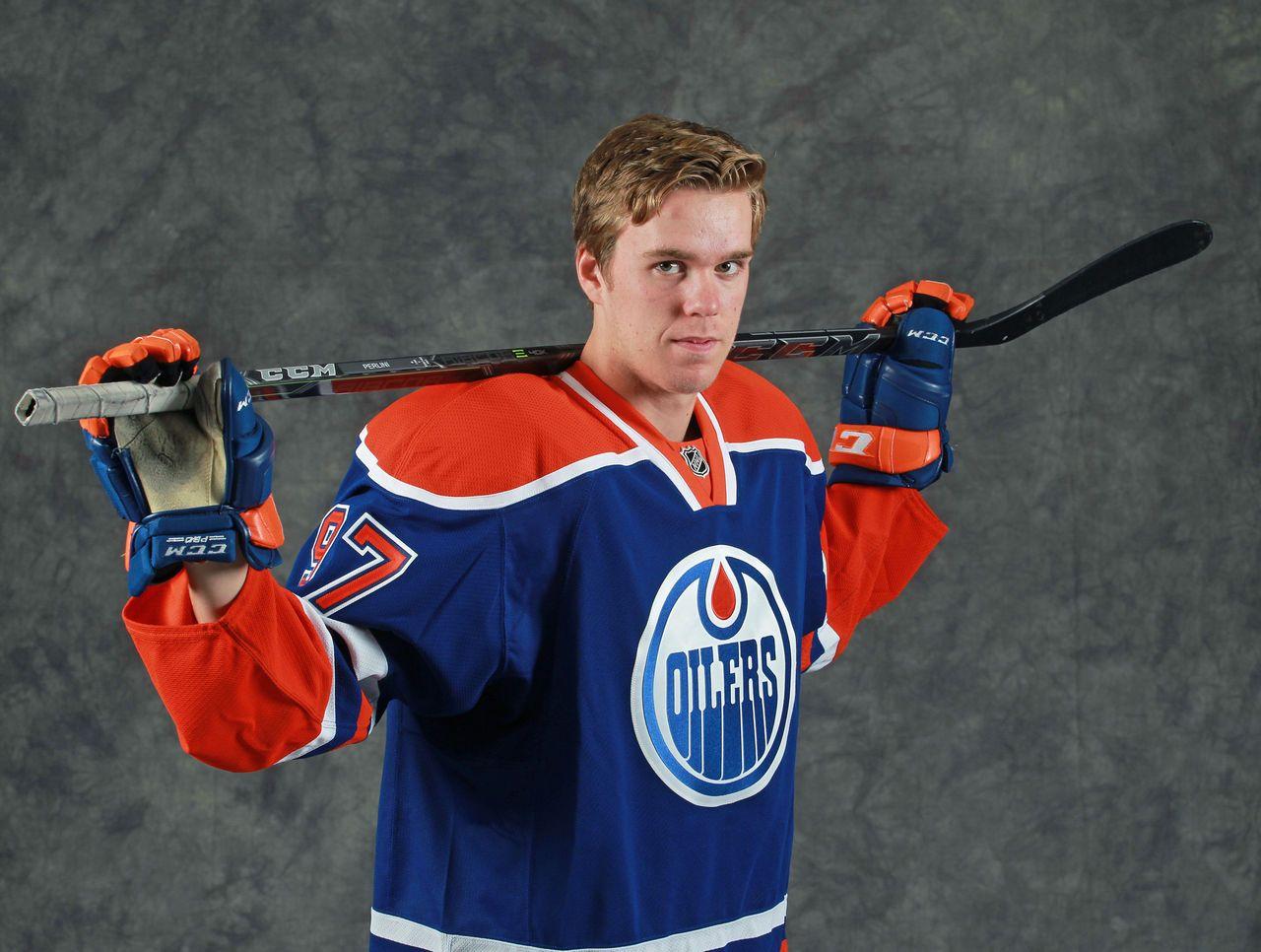 Oilers GM Sets 40 Point Bar For Connor McDavid's Rookie Season