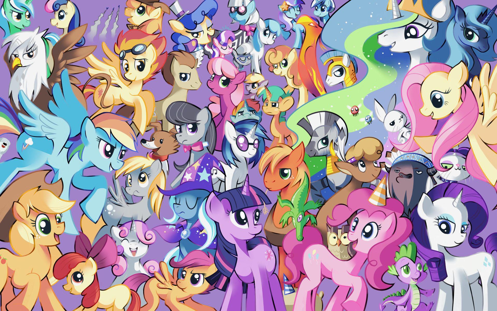 MLP Background Ponies Wallpaper