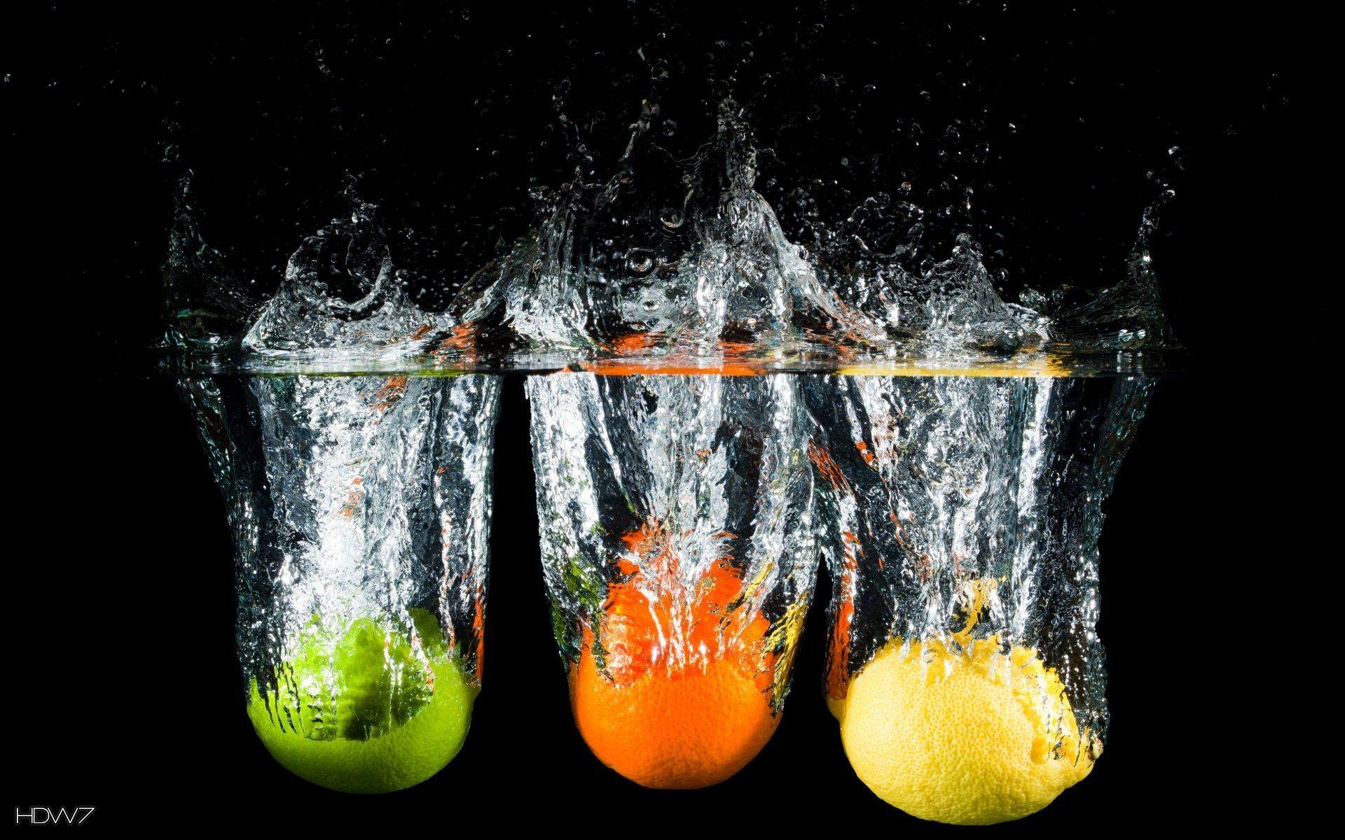 citrus fruits in water black background. HD wallpaper gallery