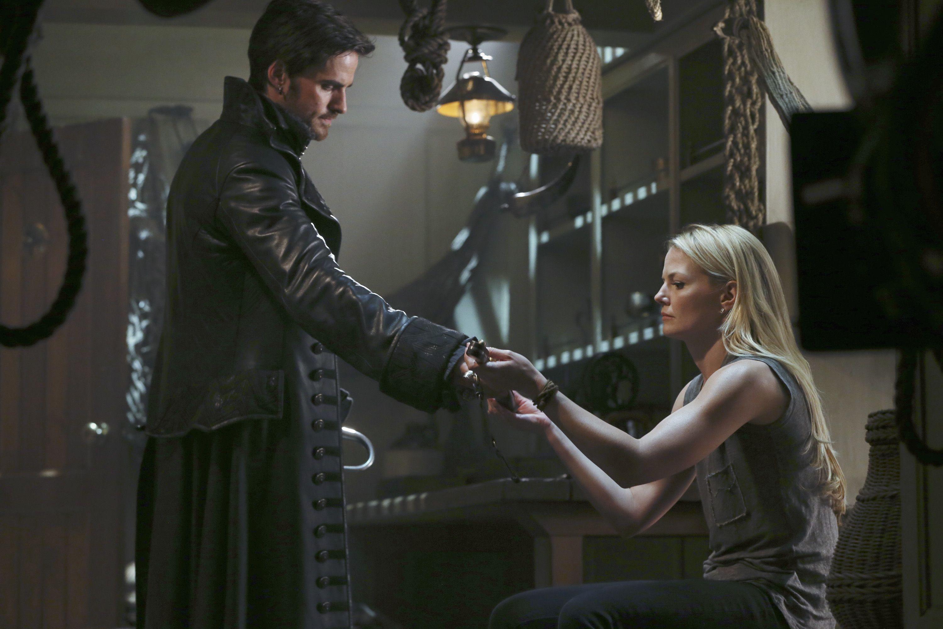 My List Of Wonderfully Fluffy Captain Swan Moments. Once Upon A