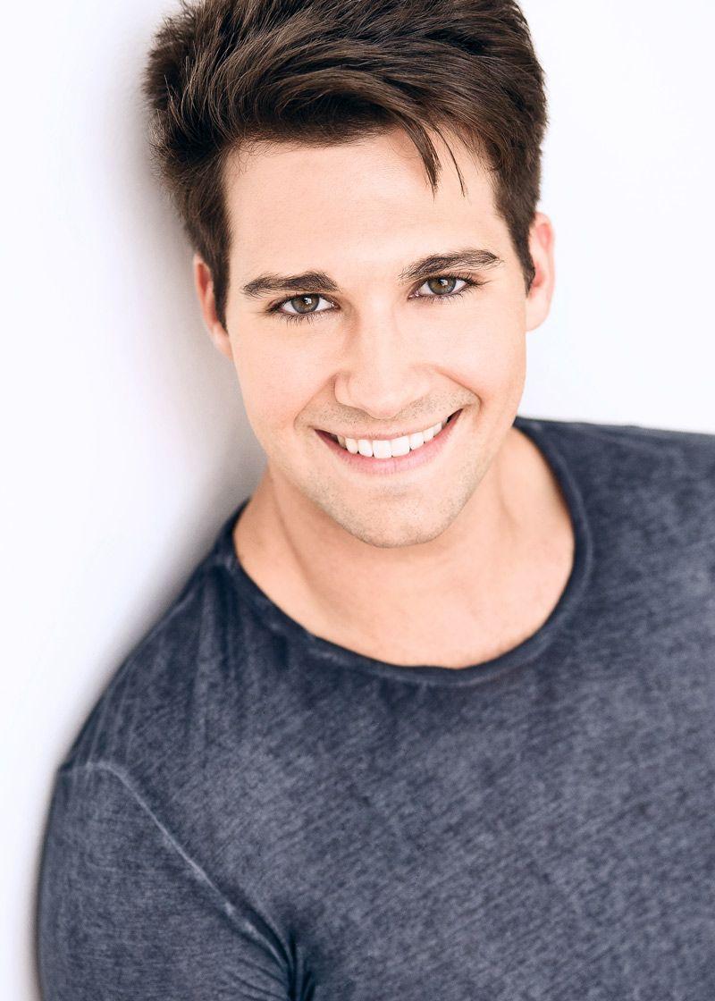 James Maslow, The Free Social Encyclopedia