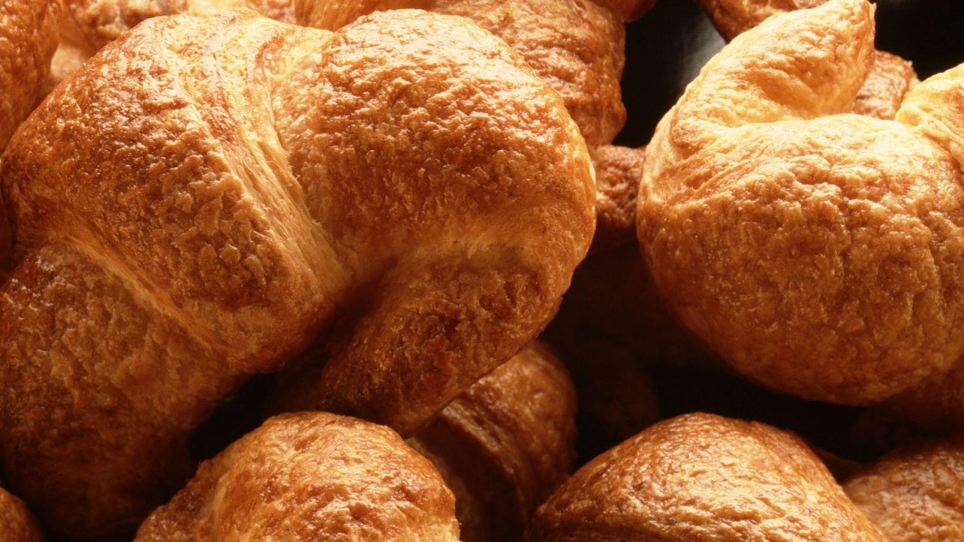 Croissant Wallpapers - Wallpaper Cave