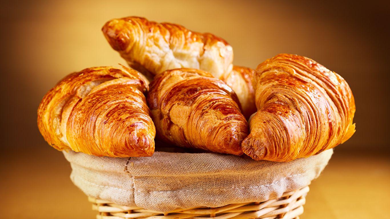 Croissant Wicker basket Food 1366x768