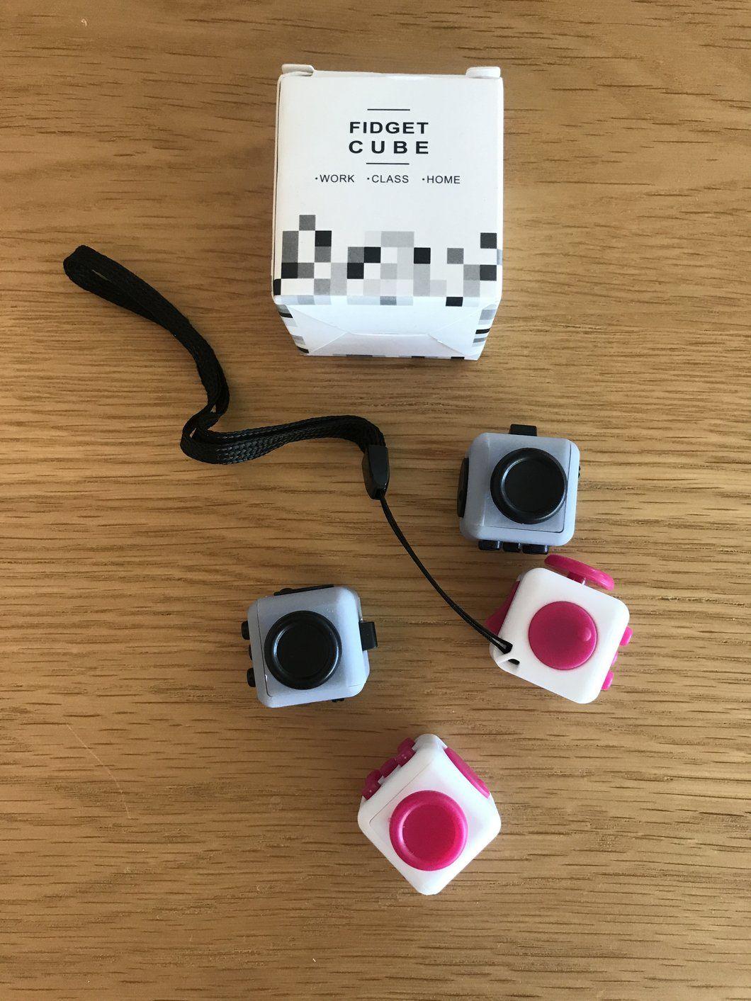 Fidget Cube & black