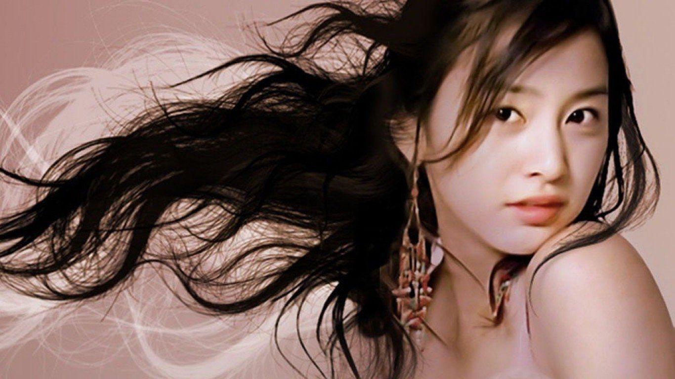 Kim Tae Hee HD Wallpaper And Background Image
