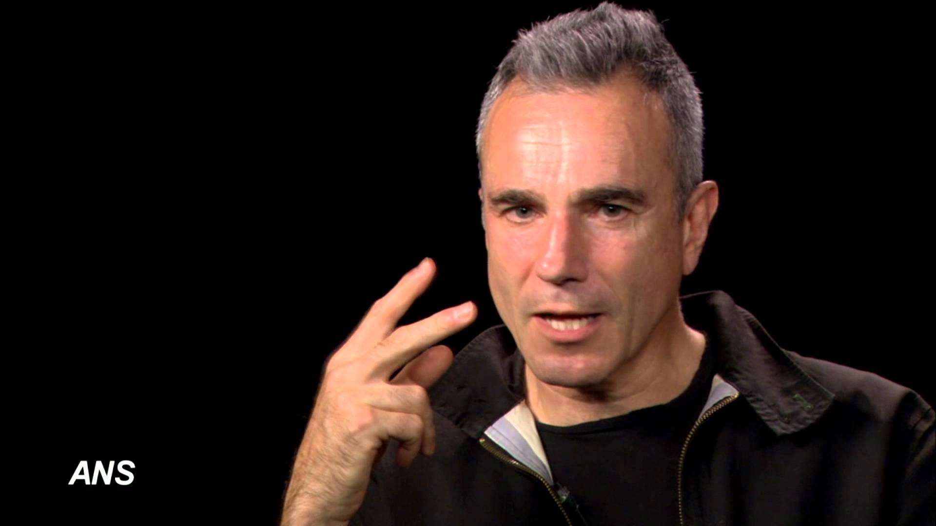 DANIEL DAY LEWIS TALKS DIFFICULTY ENDING ROLE AS LINCOLN