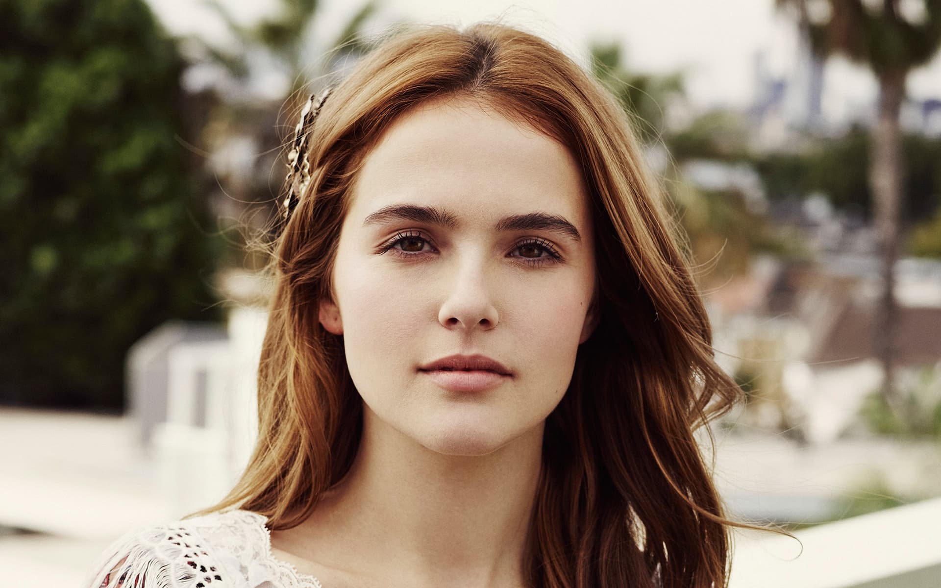 Zoey Deutch Wallpaper 55401 1920x1200 px