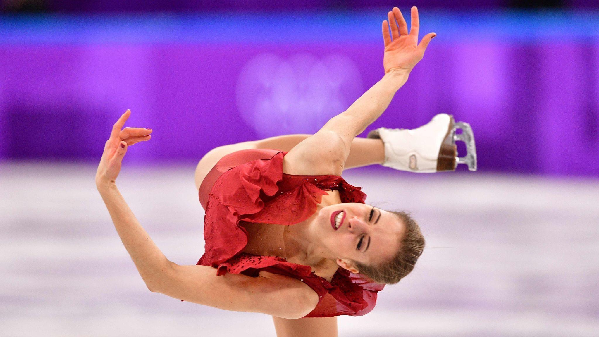 Bradie Tennell turns in solid short program to help U.S. in team