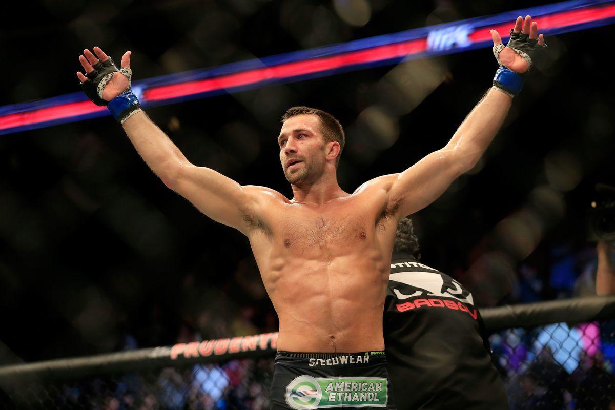 Luke Rockhold says Chris Weidman 'tries to be a tough guy' but is