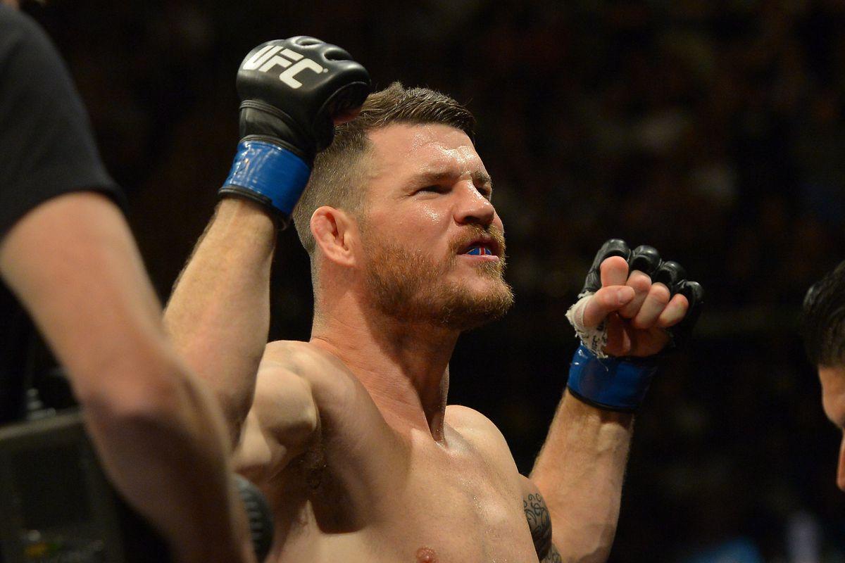 Bisping: Luke Rockhold is a vagina fighting Billy Noname