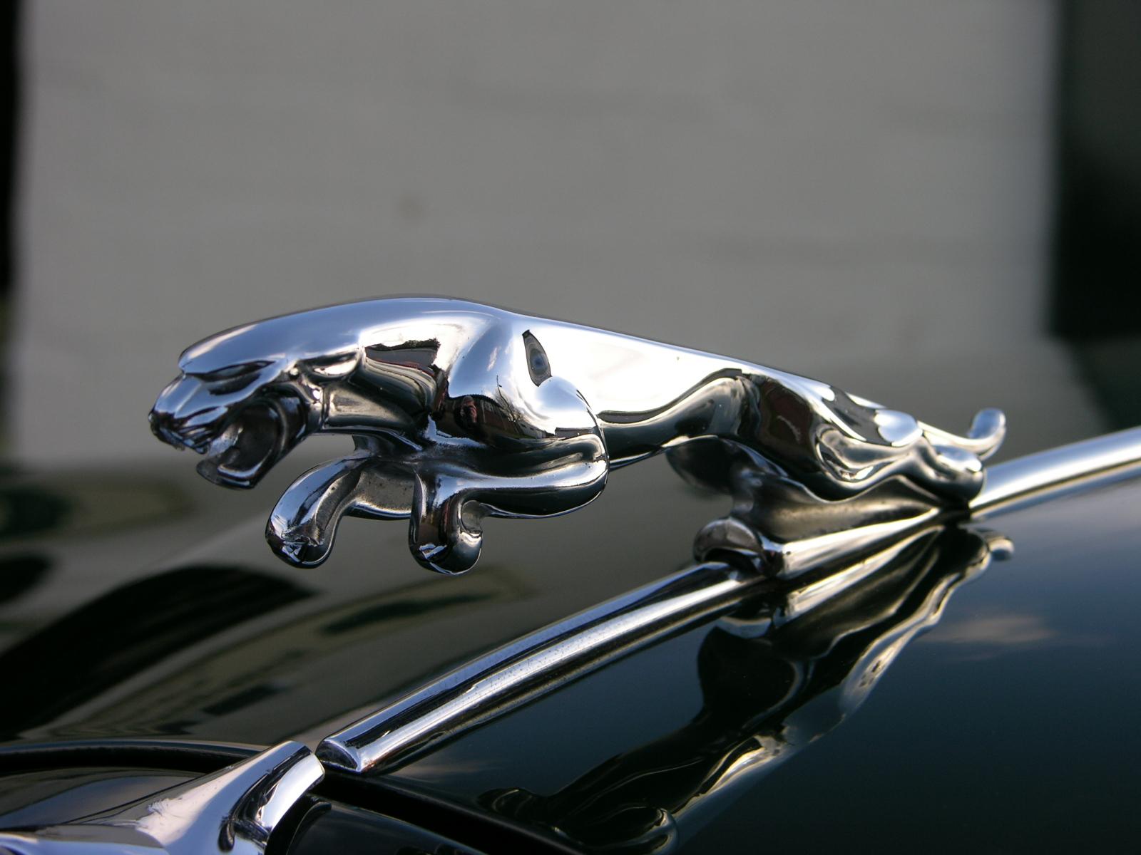 Jaguar S Type 3.8 Car Spy