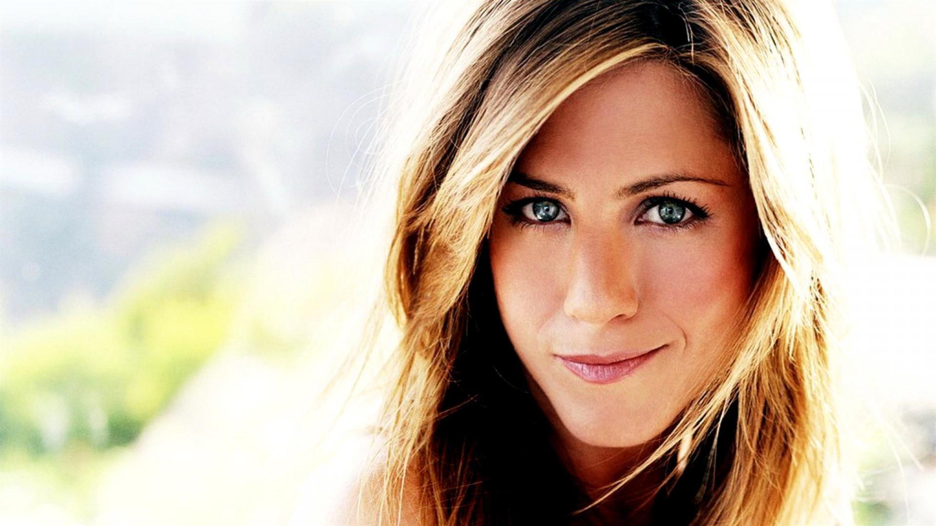 Things You Probably Didn't Know about Jennifer Aniston, People