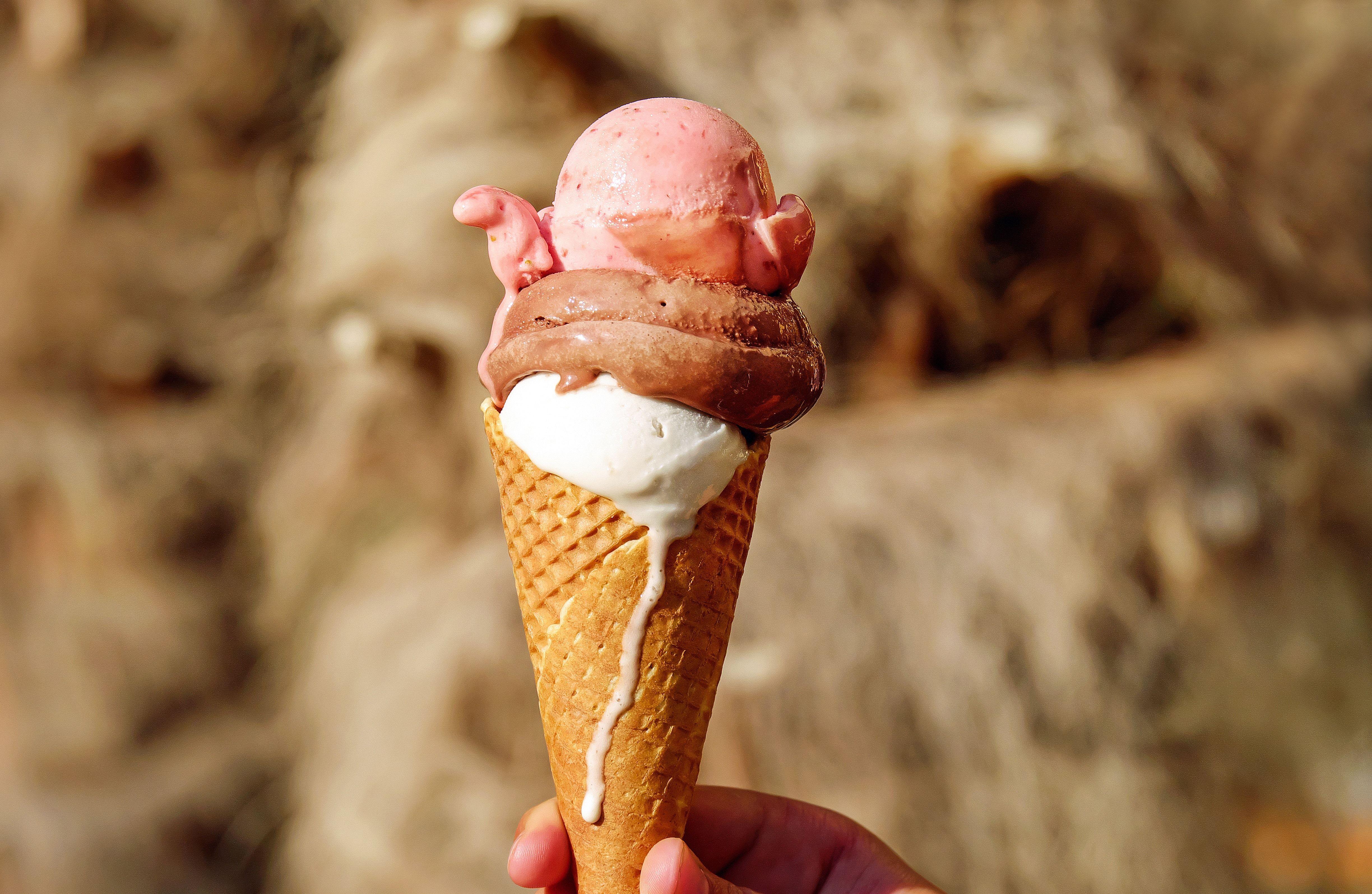strawberry and chocolate ice cream free image