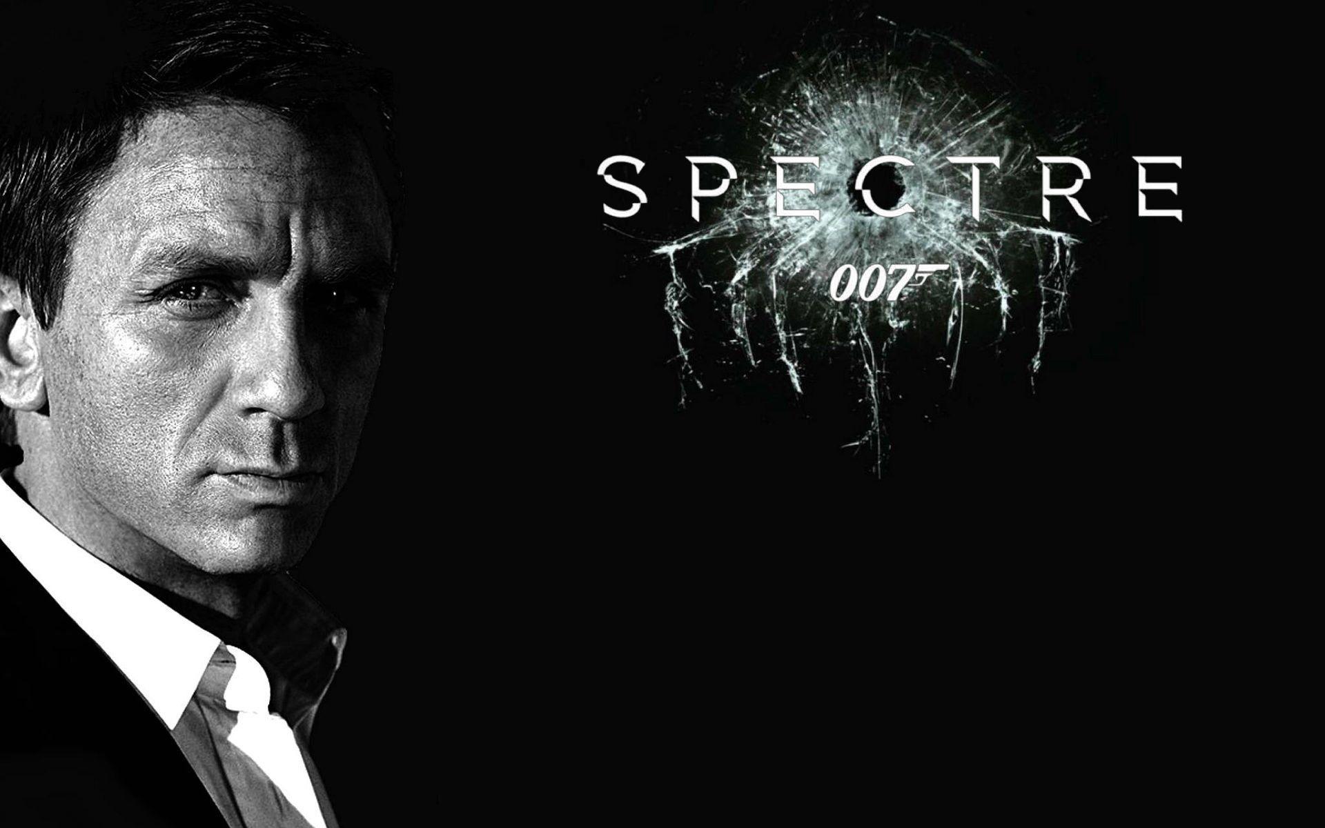 Aston Martin in Spectre 007. Society. Aston martin
