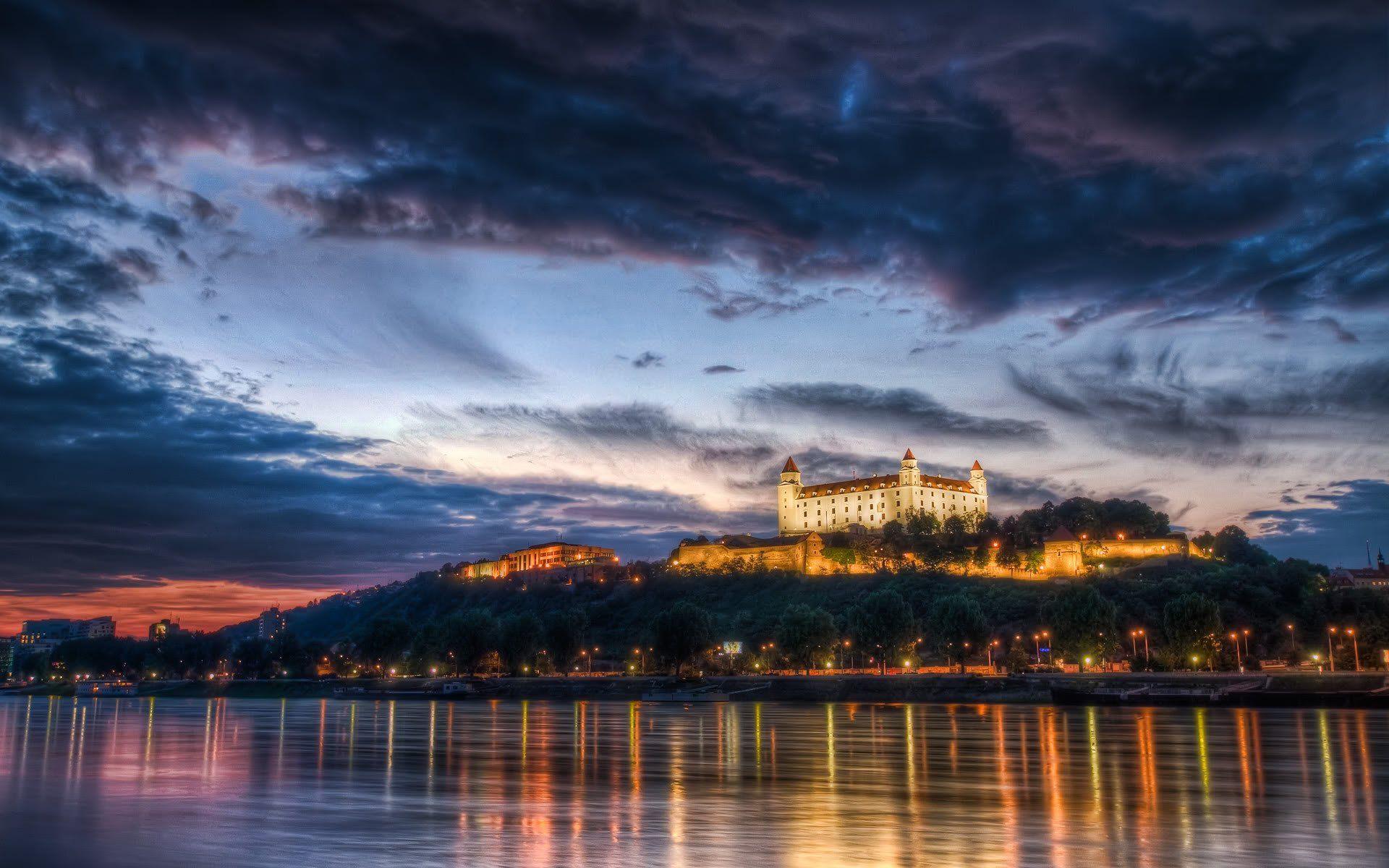 Bratislava Castle Night