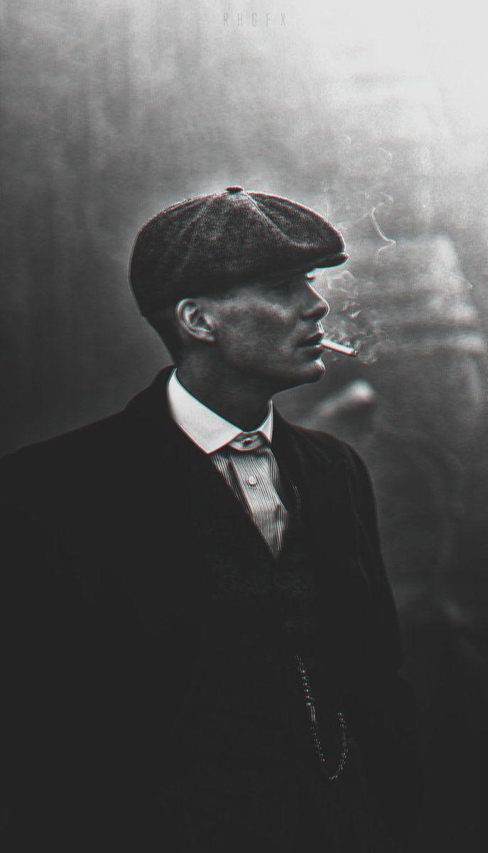 Download Tommy Shelby 4k Smoke Wallpaper | Wallpapers.com