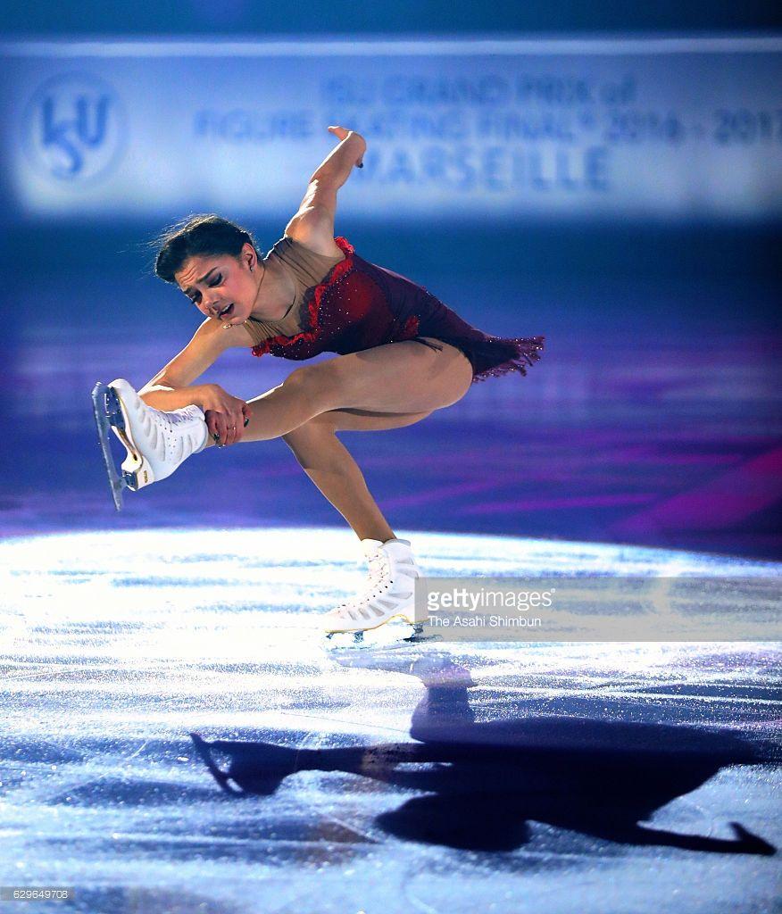 Ladies Singles winner Evgenia Medvedeva of Russia performs