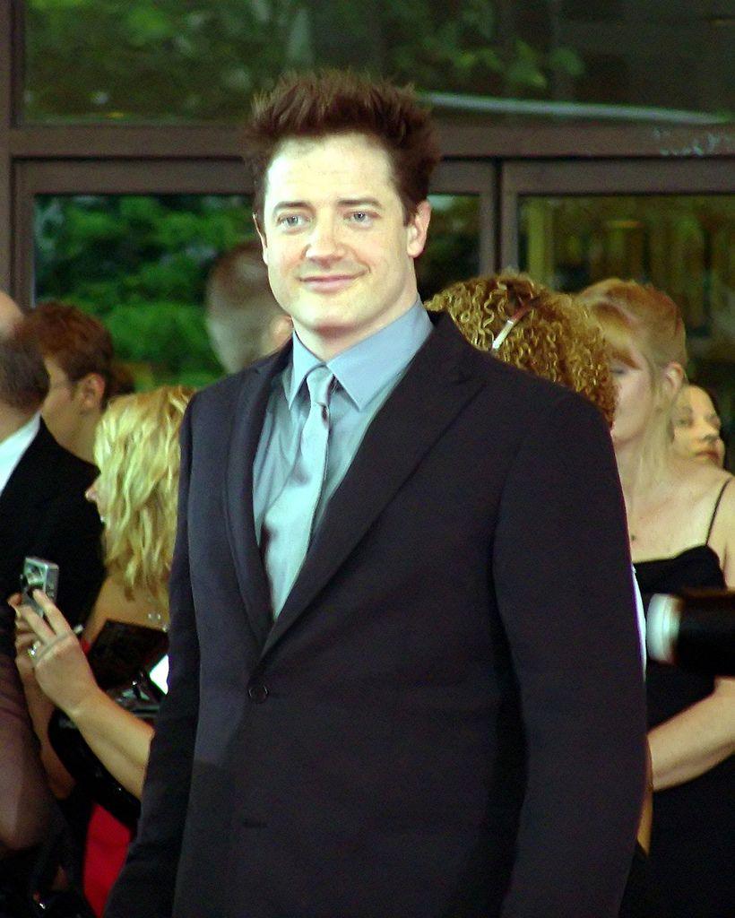 Brendan Fraser photo, picture, stills, image, wallpaper, gallery