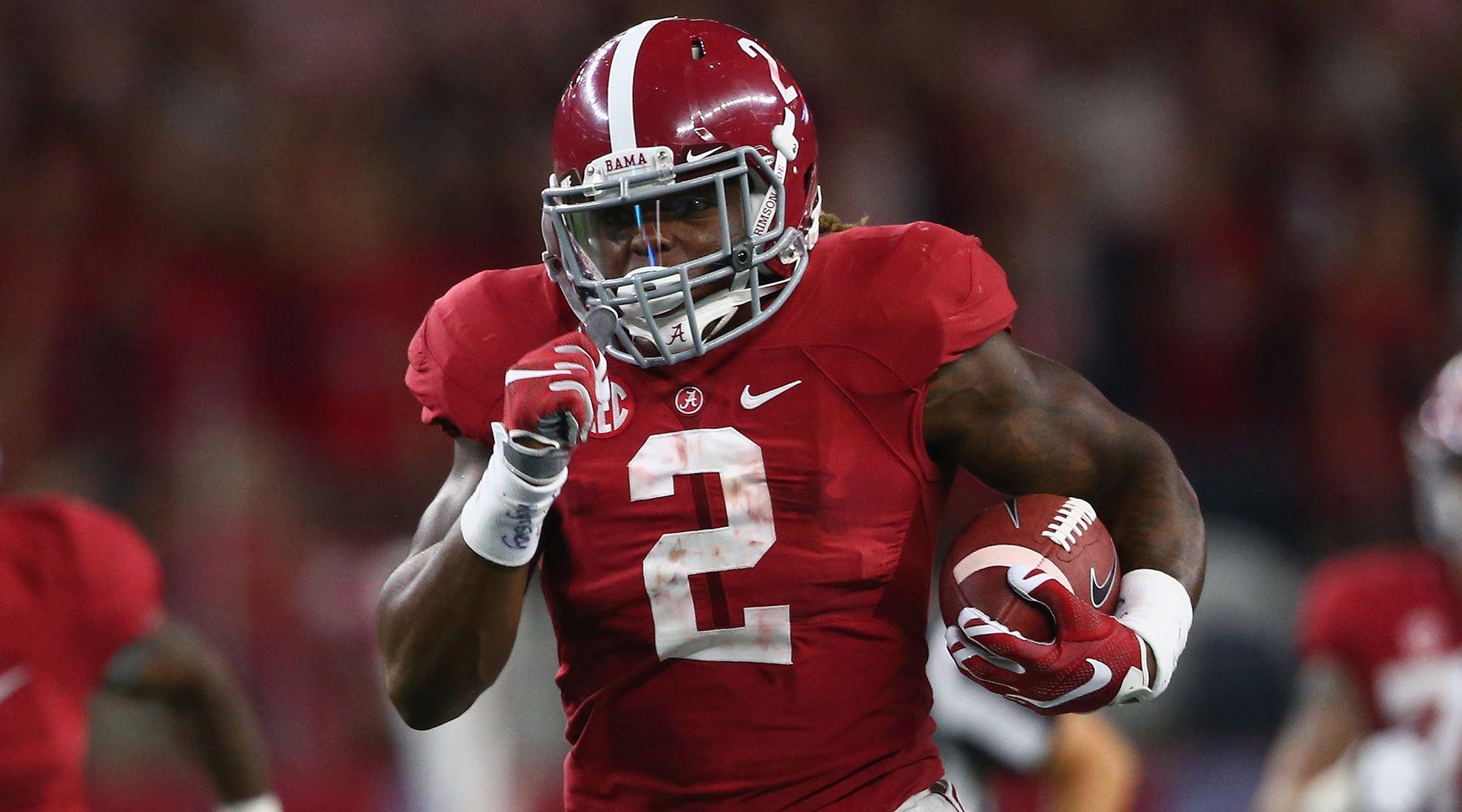 Derrick Henry has become the centerpiece of Alabama. Sports on Earth