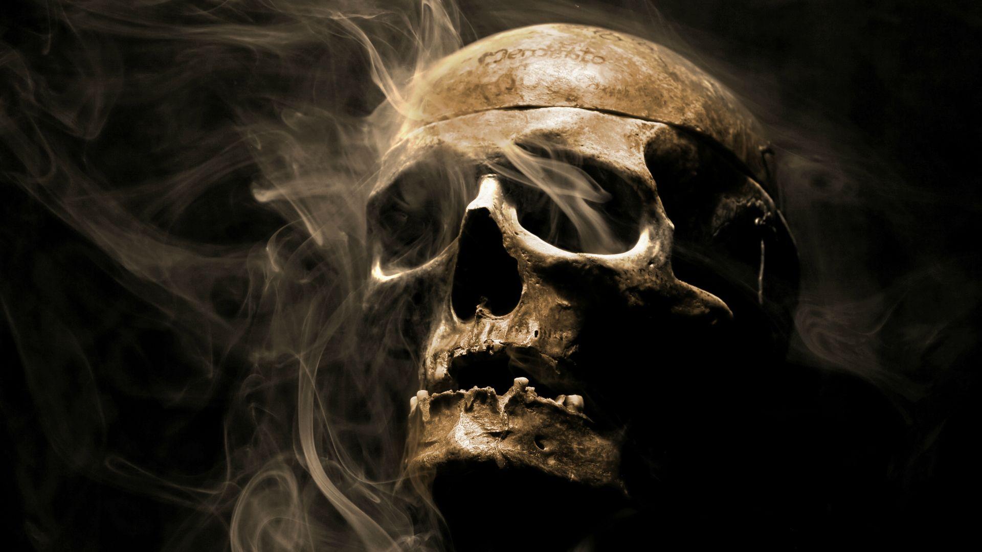 Skull And Smoke Desktop Wallpapers.