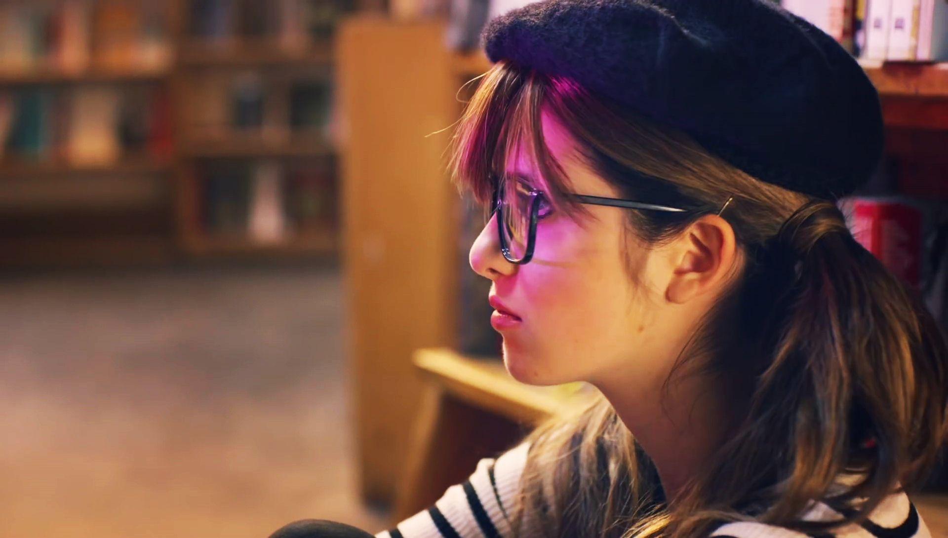 Laura Marano HD Wallpaper 06195