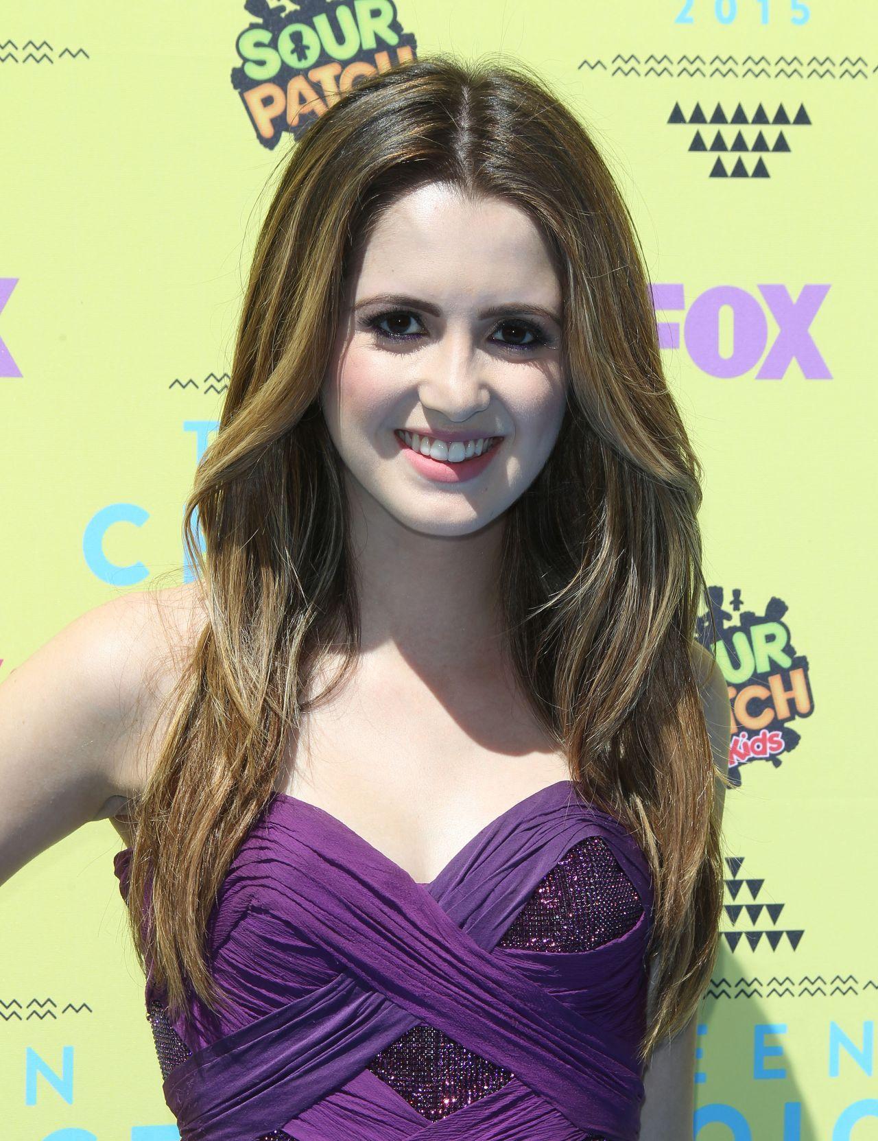 Laura Marano Shows Off Nae Nae Dance Moves Backstage At Teen.