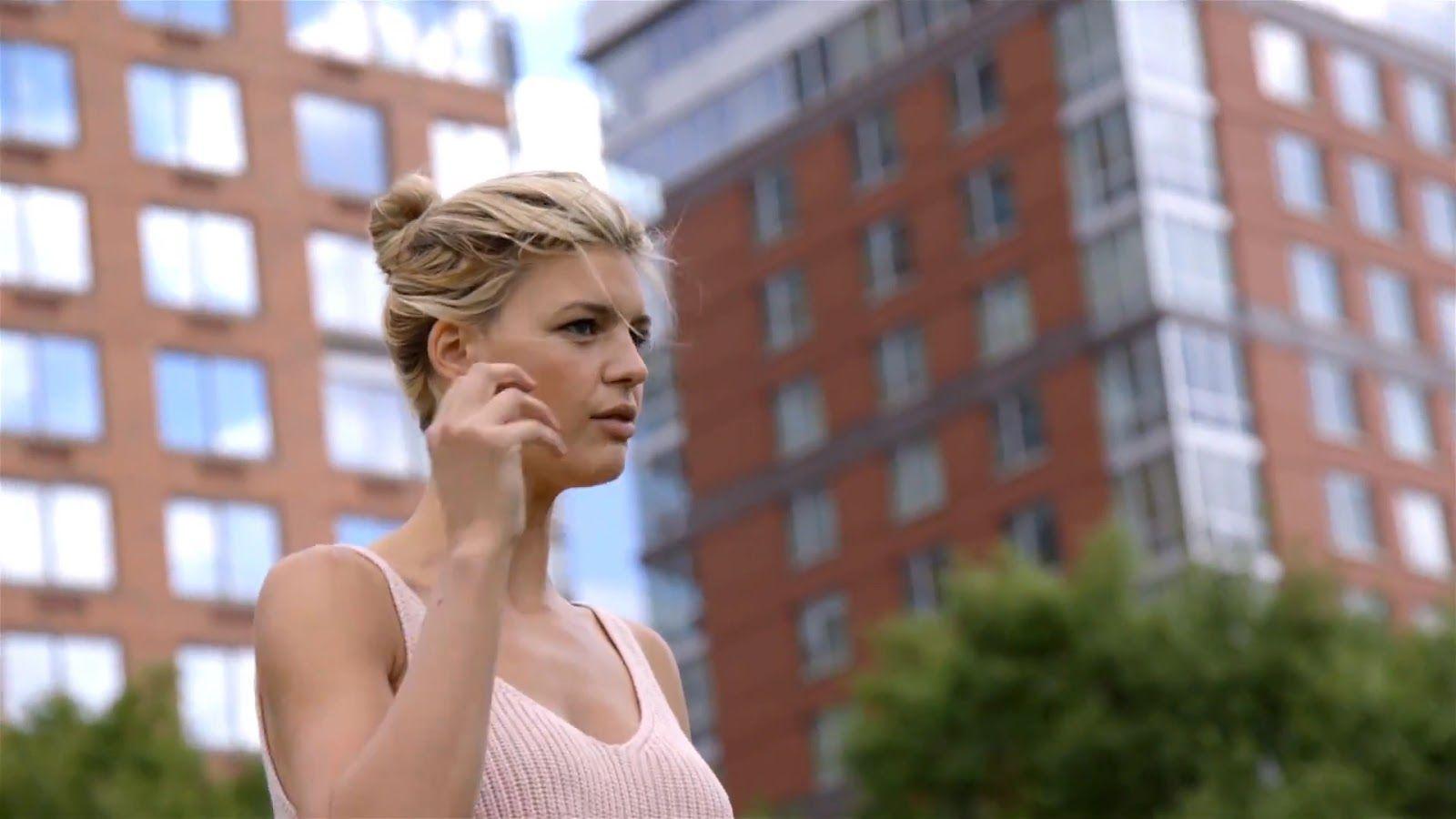 Kelly Rohrbach HD Picture Image Photo and Wallpaper Free