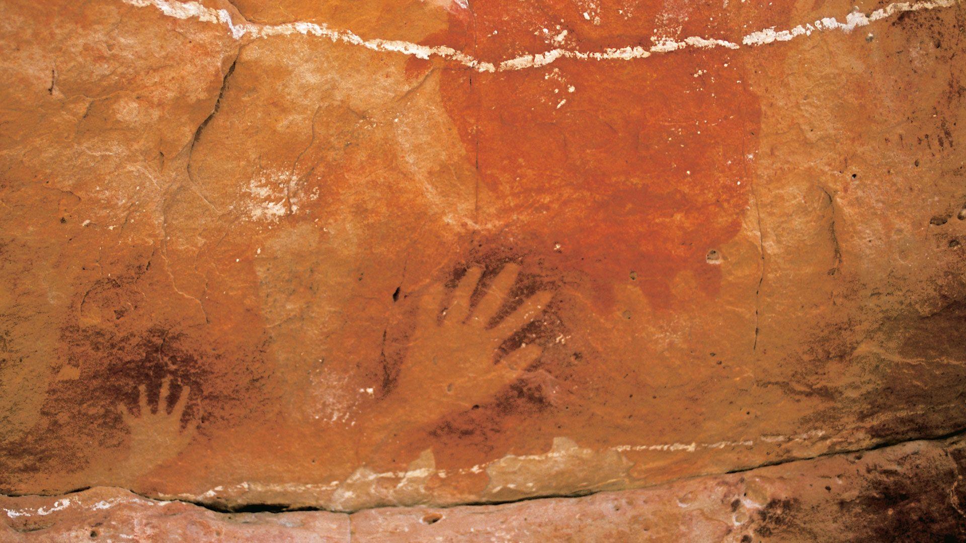 Aboriginal art found in many areas of Oz .Rock Paintings