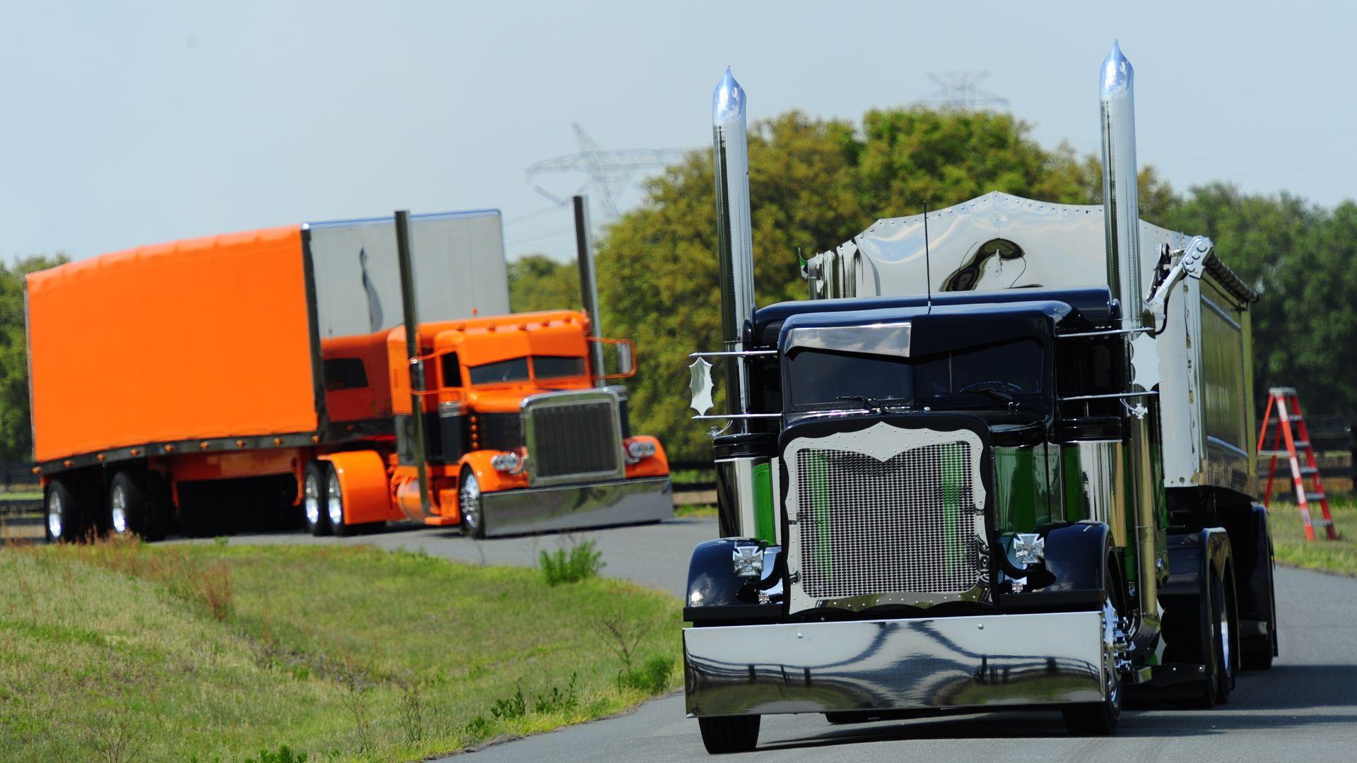 Peterbilt Wallpaper