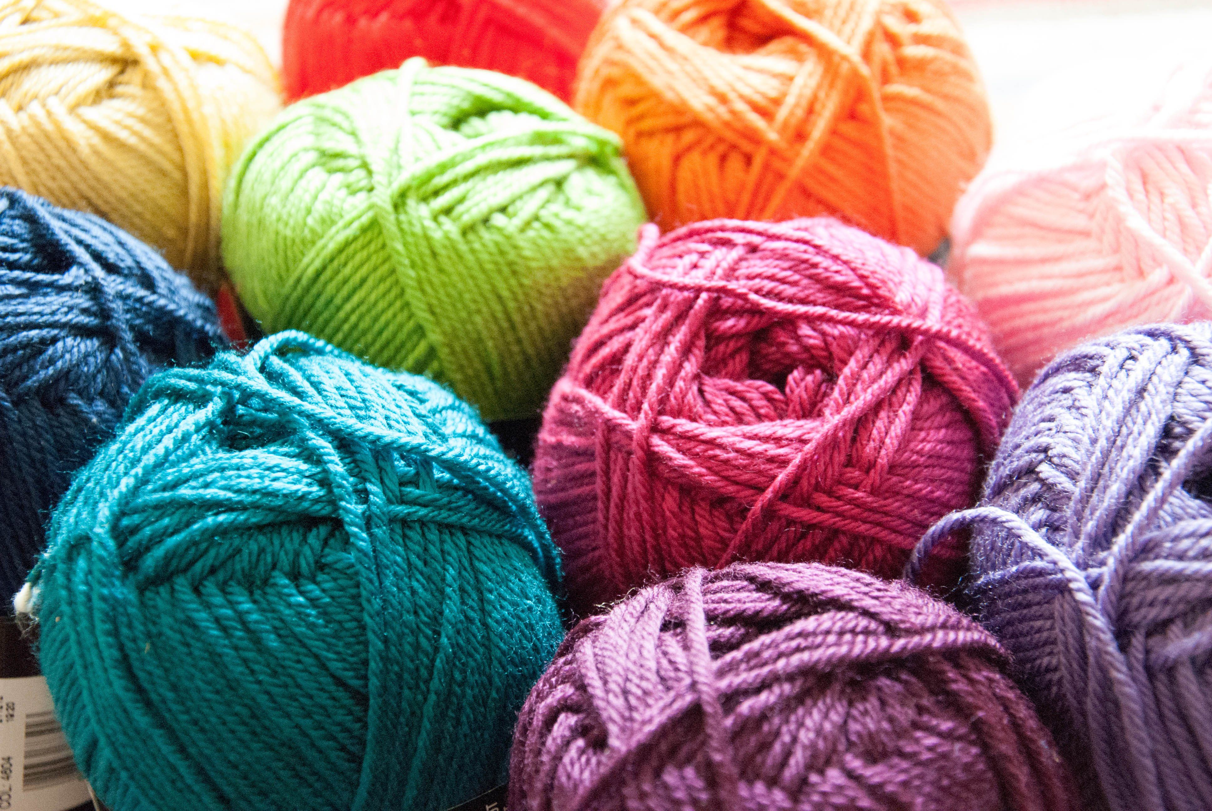 Yarn Wallpaper