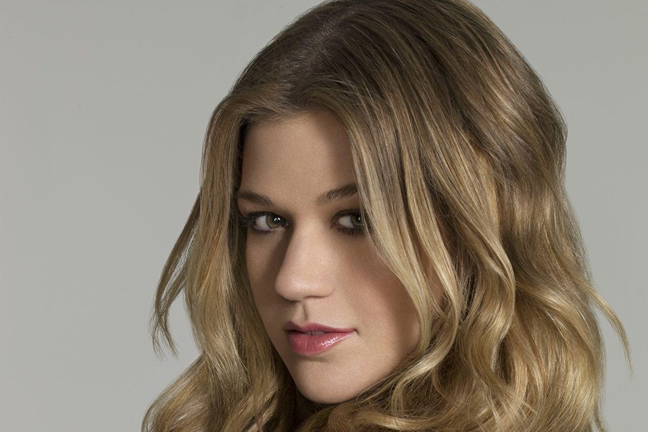 Picture Kelly Clarkson Eyes Face Hair Girls Music Glance