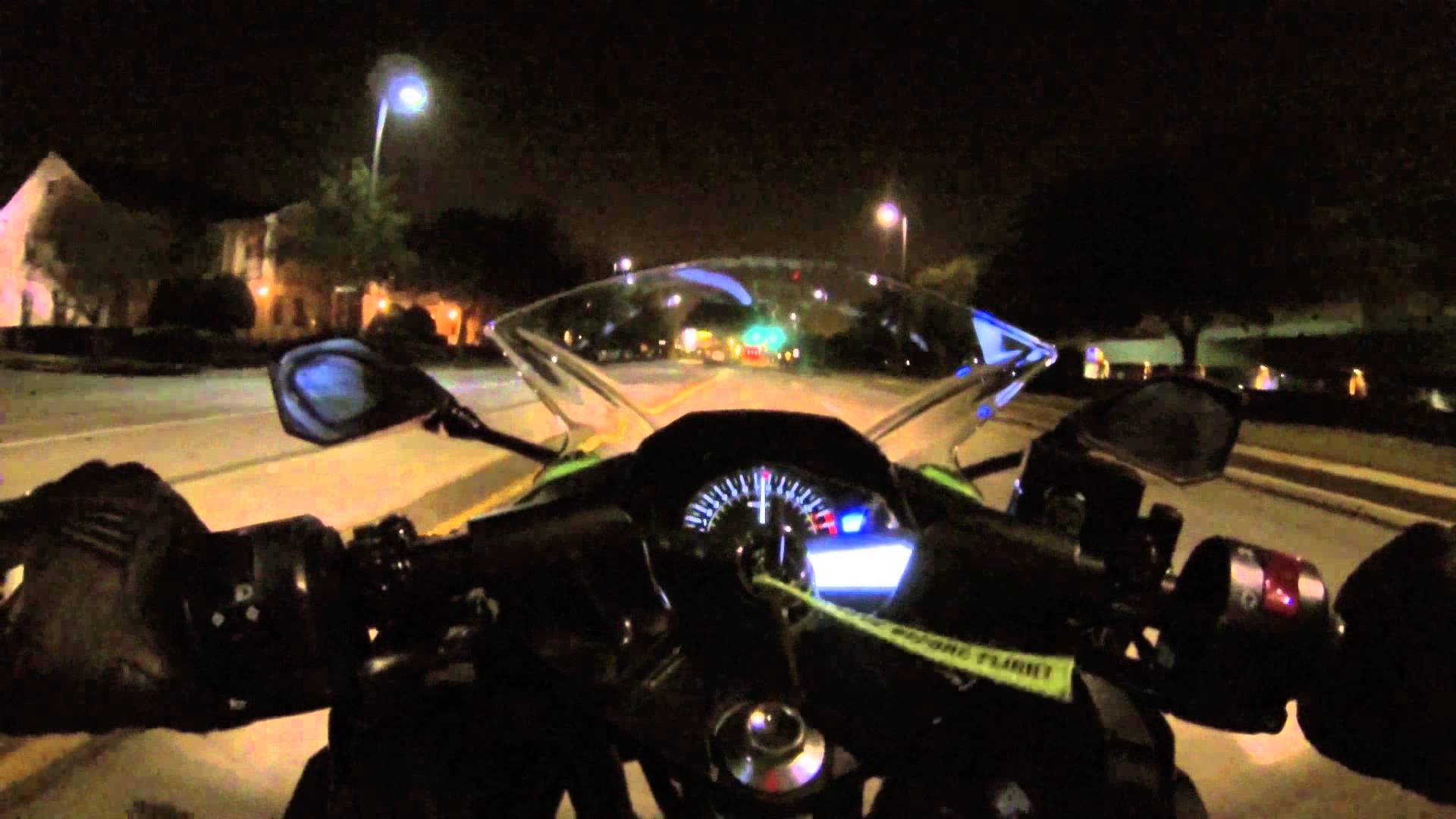 Kawasaki Ninja 300 Night Ride (GoPro Hero3 Night Test)