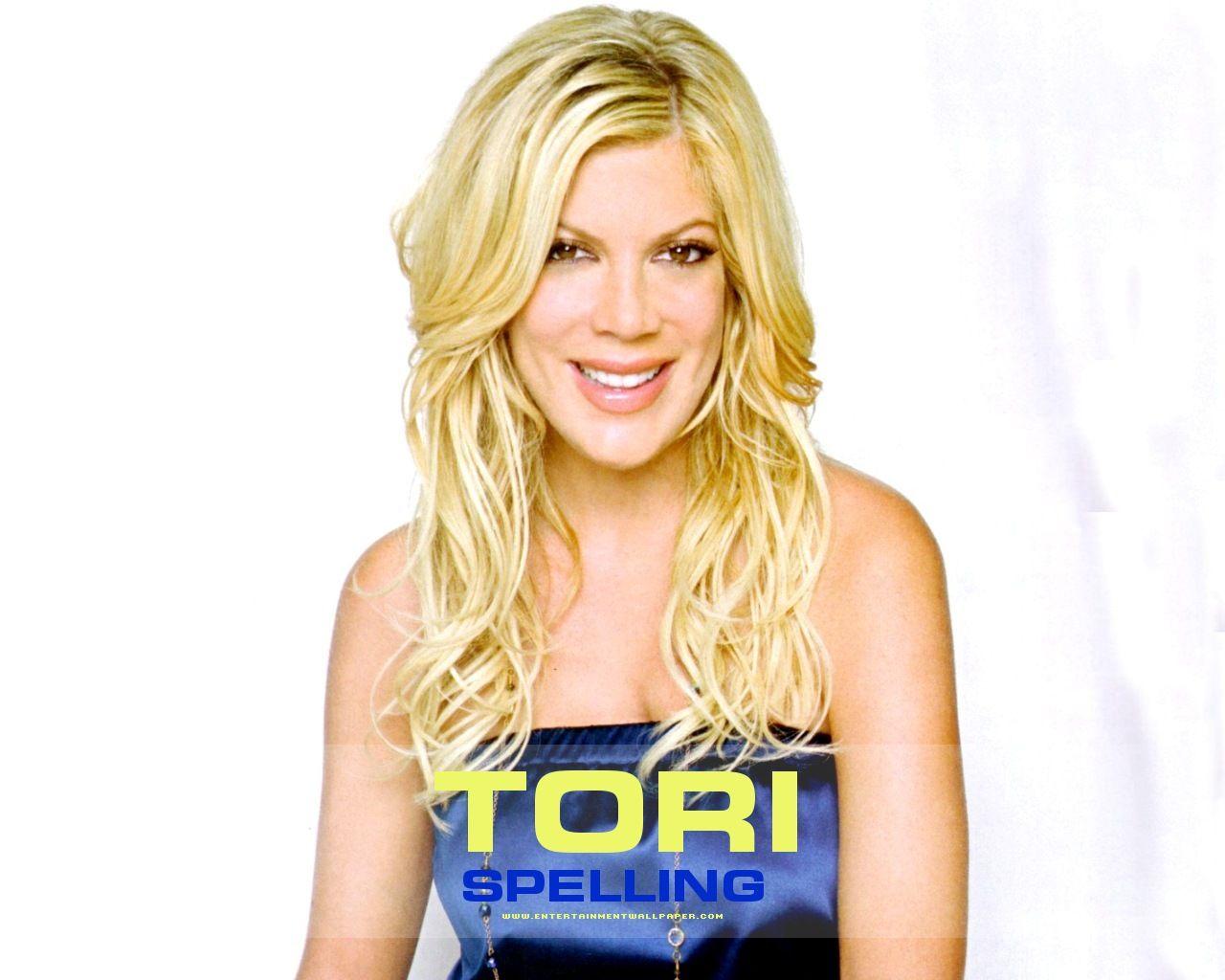 Tori Spelling Wallpaper - (1280x1024). Desktop Download