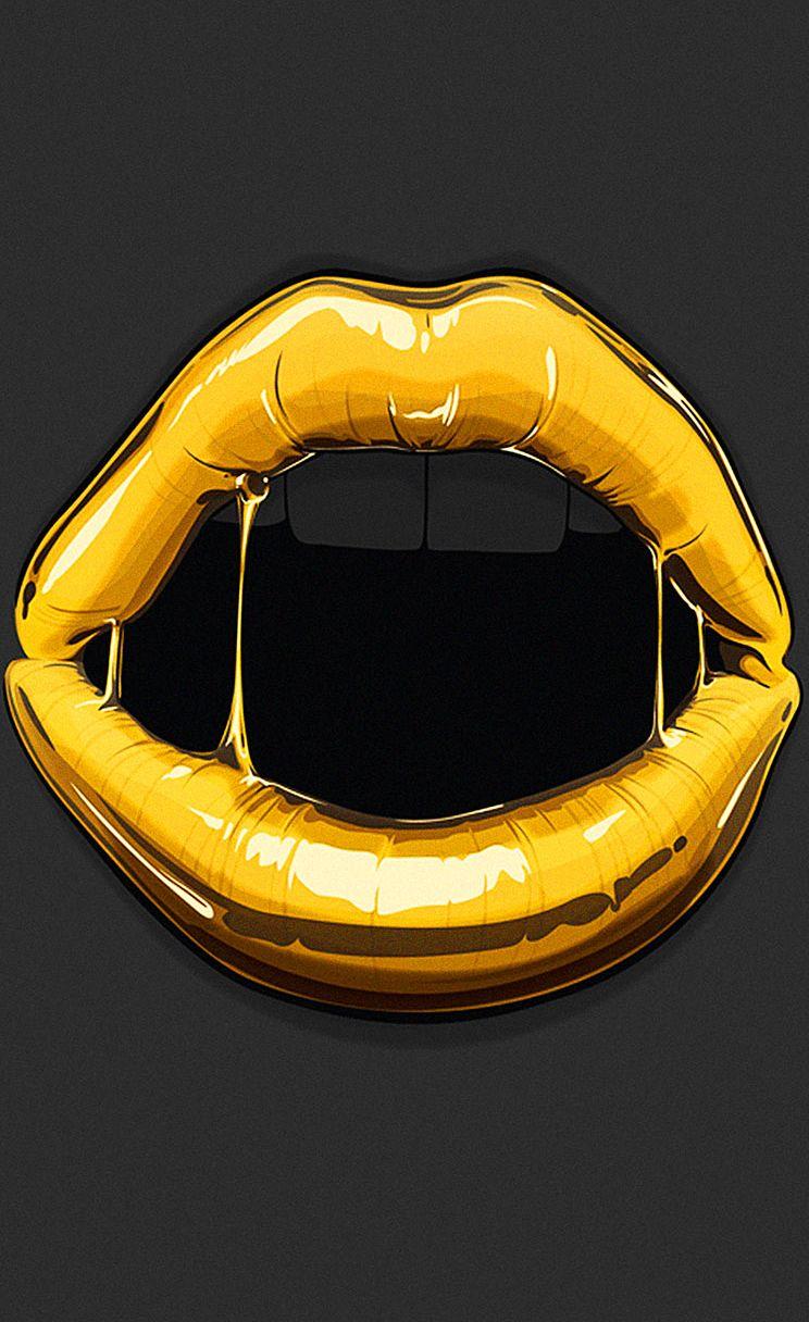 Gold Lips Wallpaper