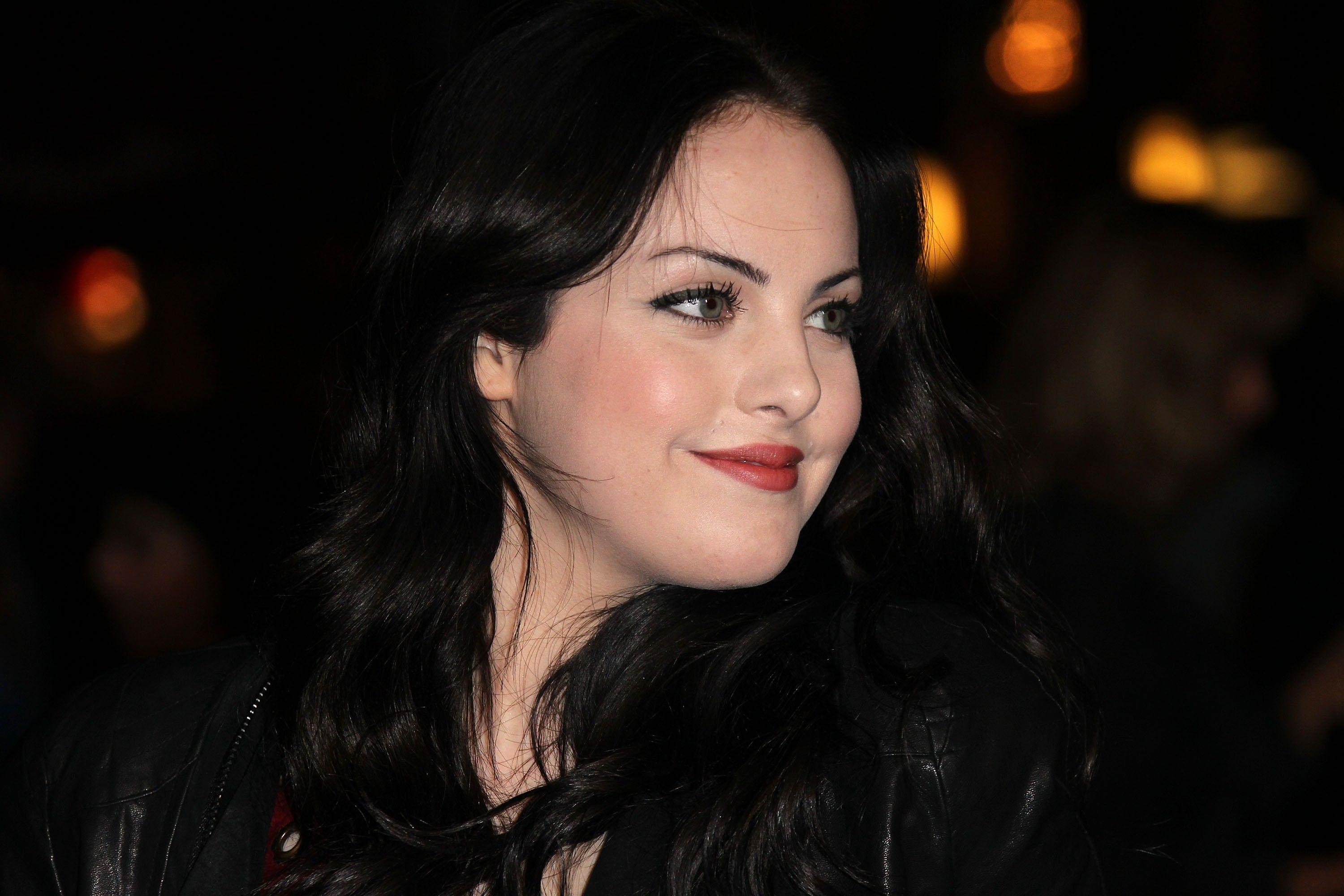 Beautiful Elizabeth Gillies with Red Lips and Cute Smile HD